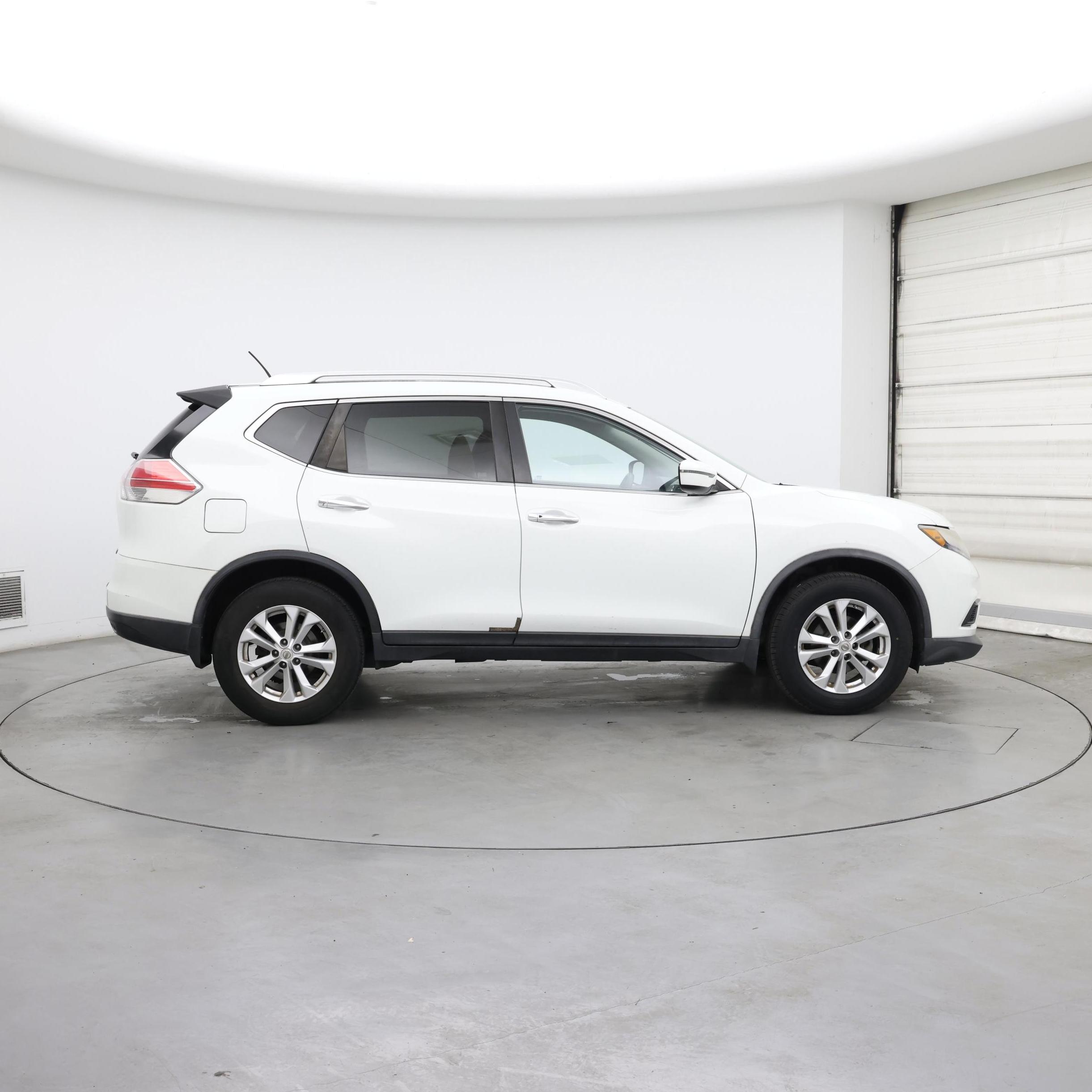 Thumbnail: 2016 Nissan Rogue - 7