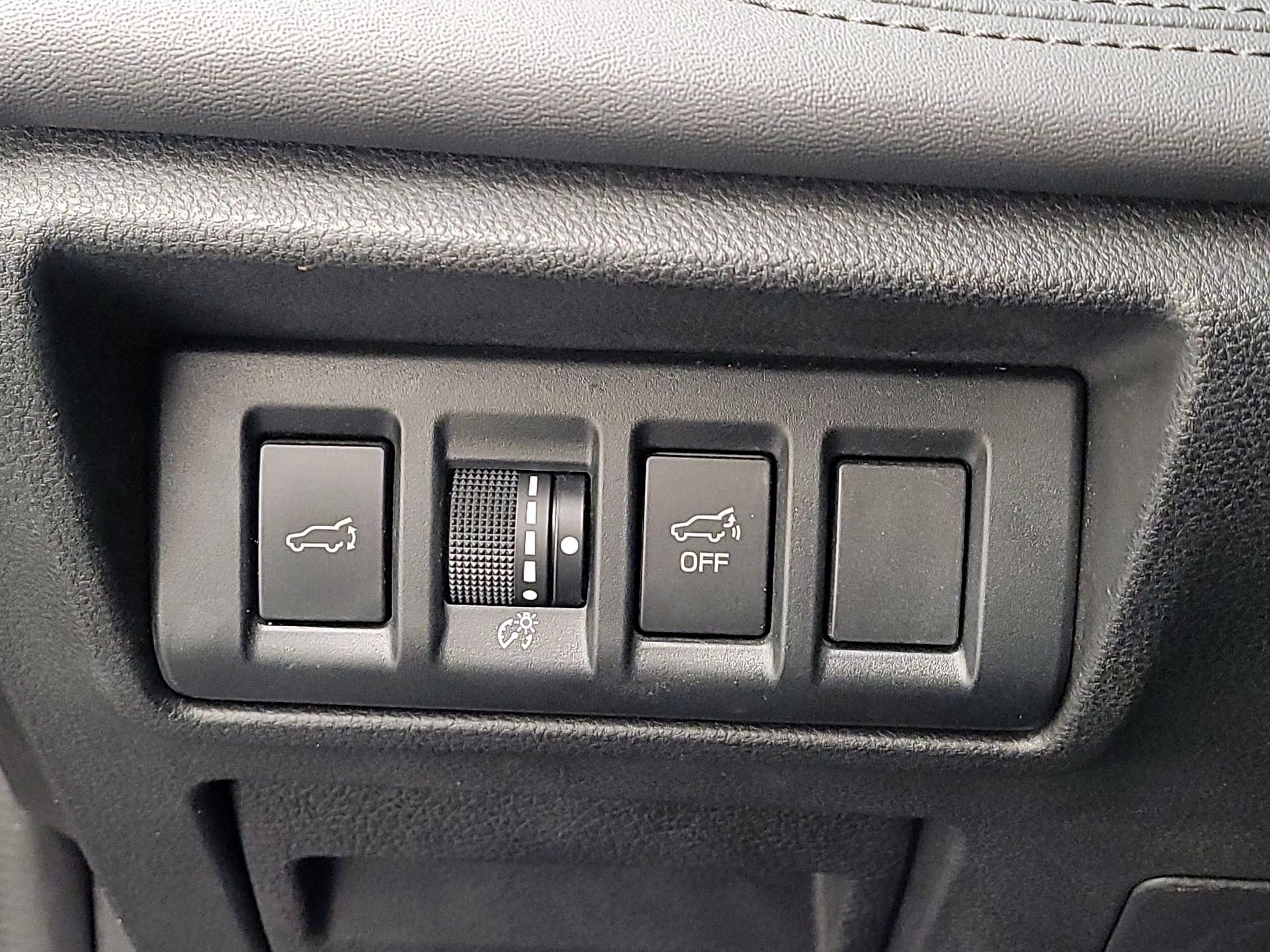 Thumbnail: 2022 Subaru Outback - 13