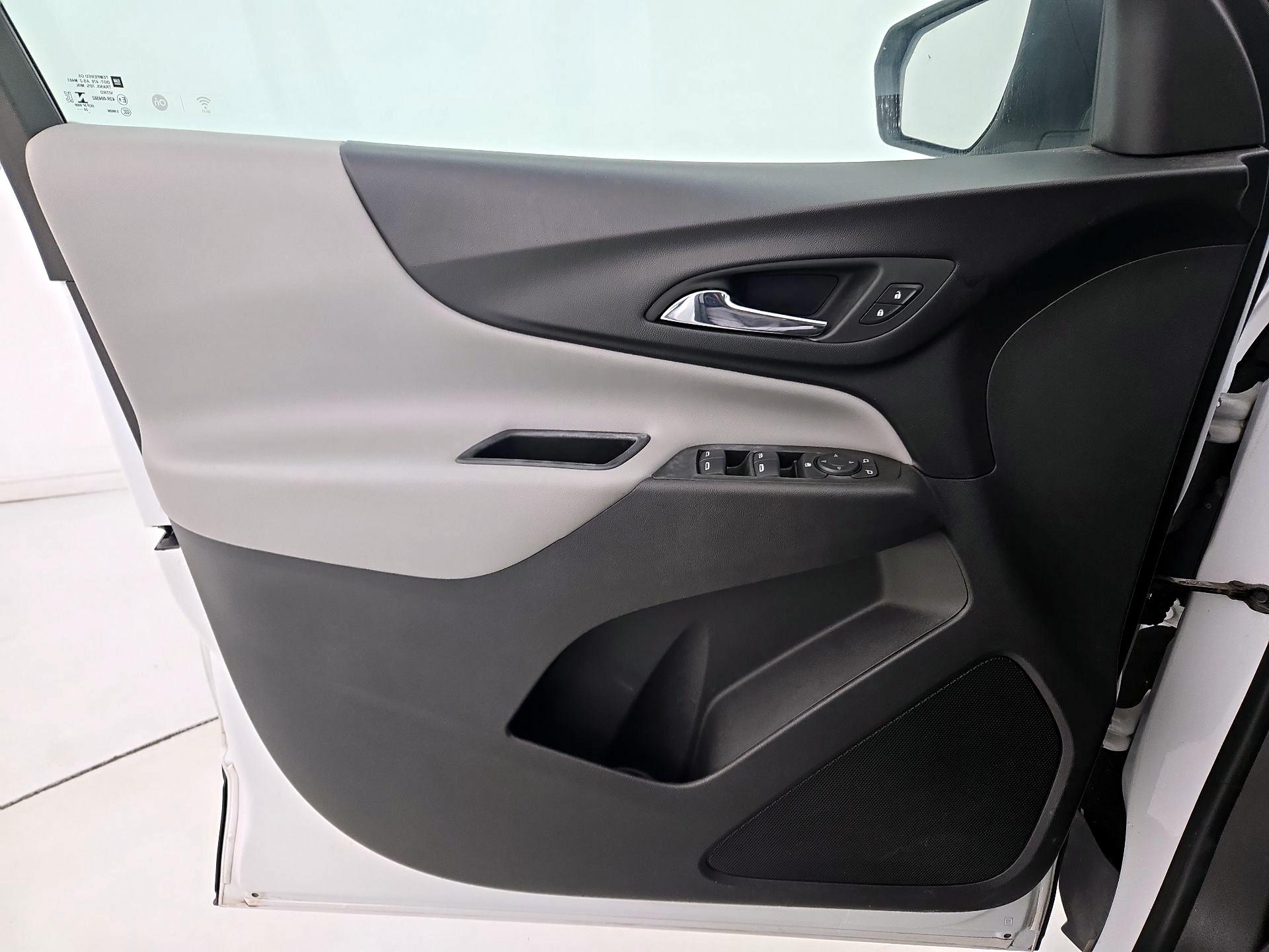 Thumbnail: 2021 Chevrolet Equinox - 12