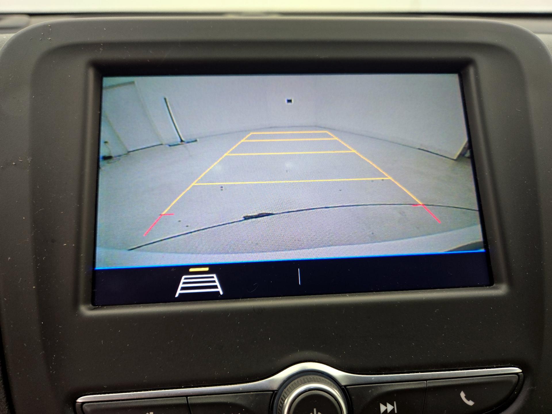 Thumbnail: 2021 Chevrolet Equinox - 14