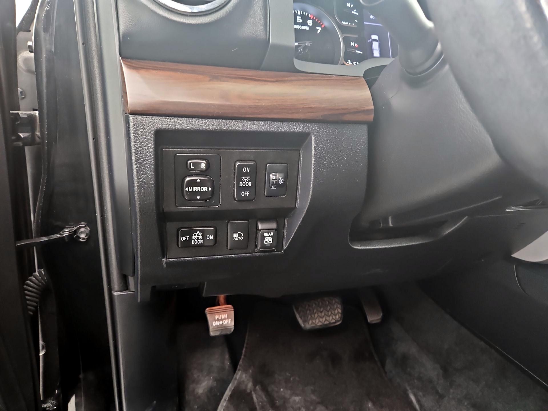 Thumbnail: 2019 Toyota Tundra - 13