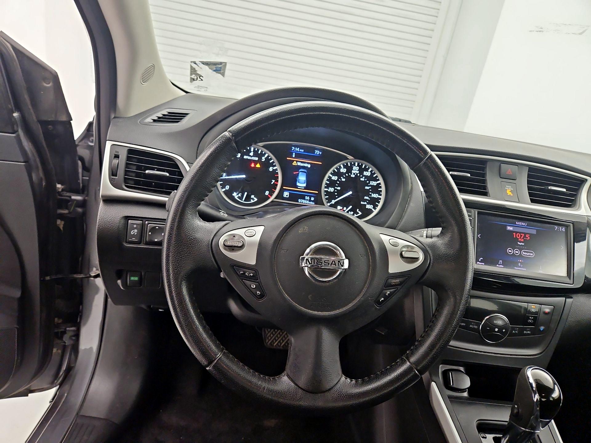 Thumbnail: 2019 Nissan Sentra - 10