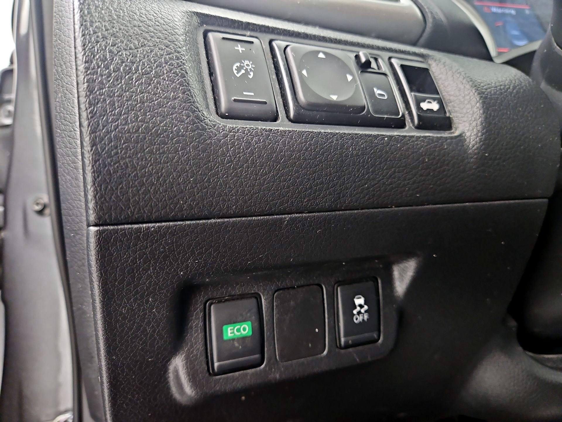 Thumbnail: 2019 Nissan Sentra - 13