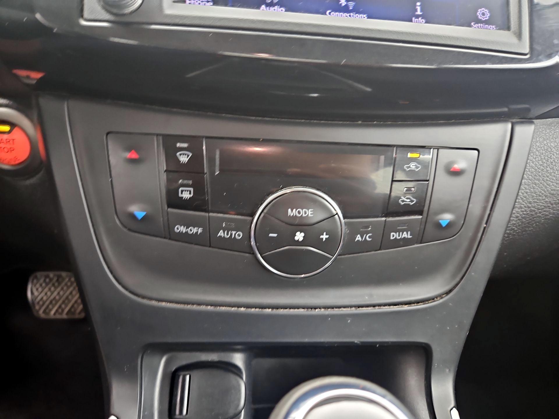 Thumbnail: 2019 Nissan Sentra - 16