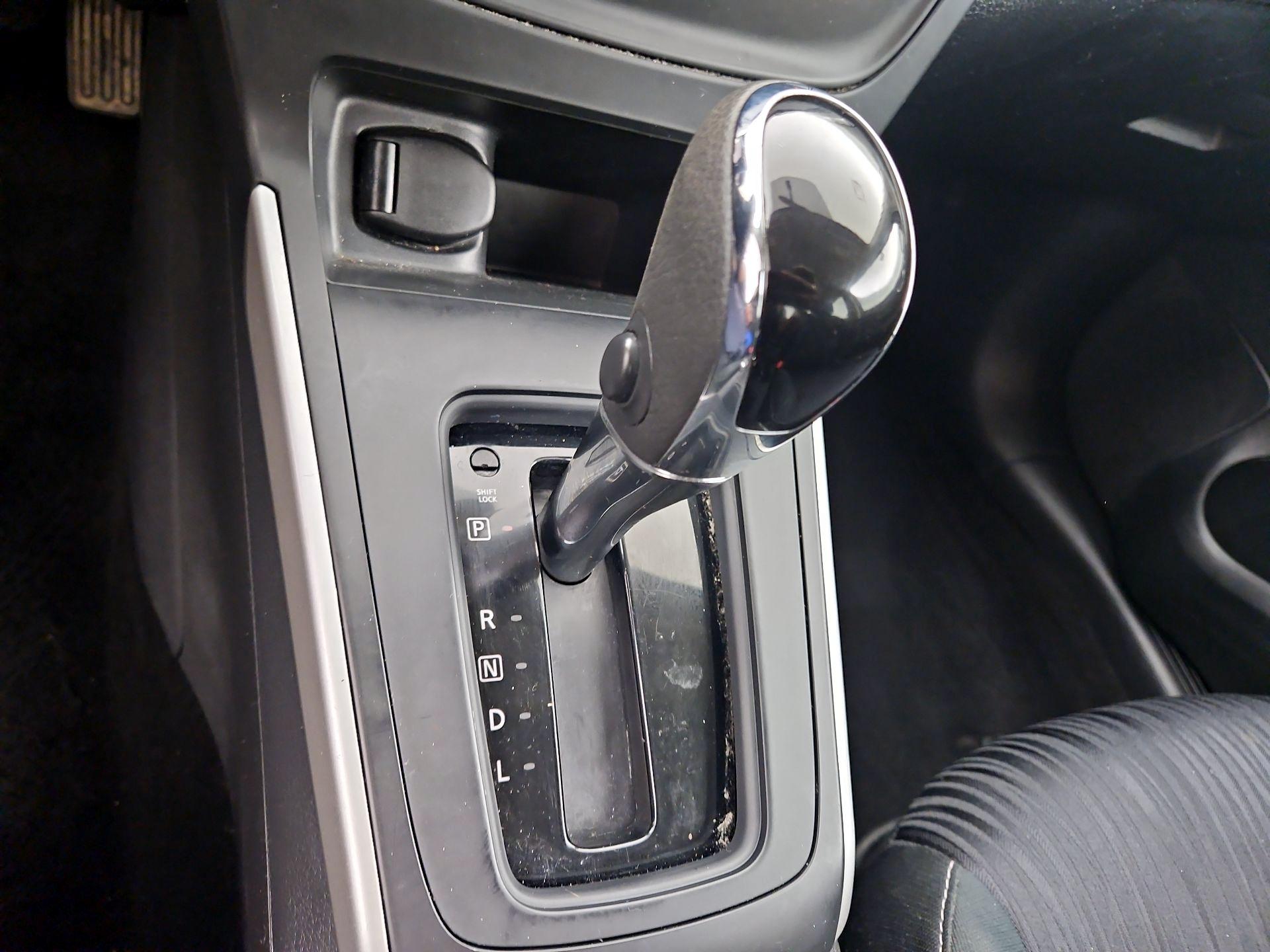 Thumbnail: 2019 Nissan Sentra - 17