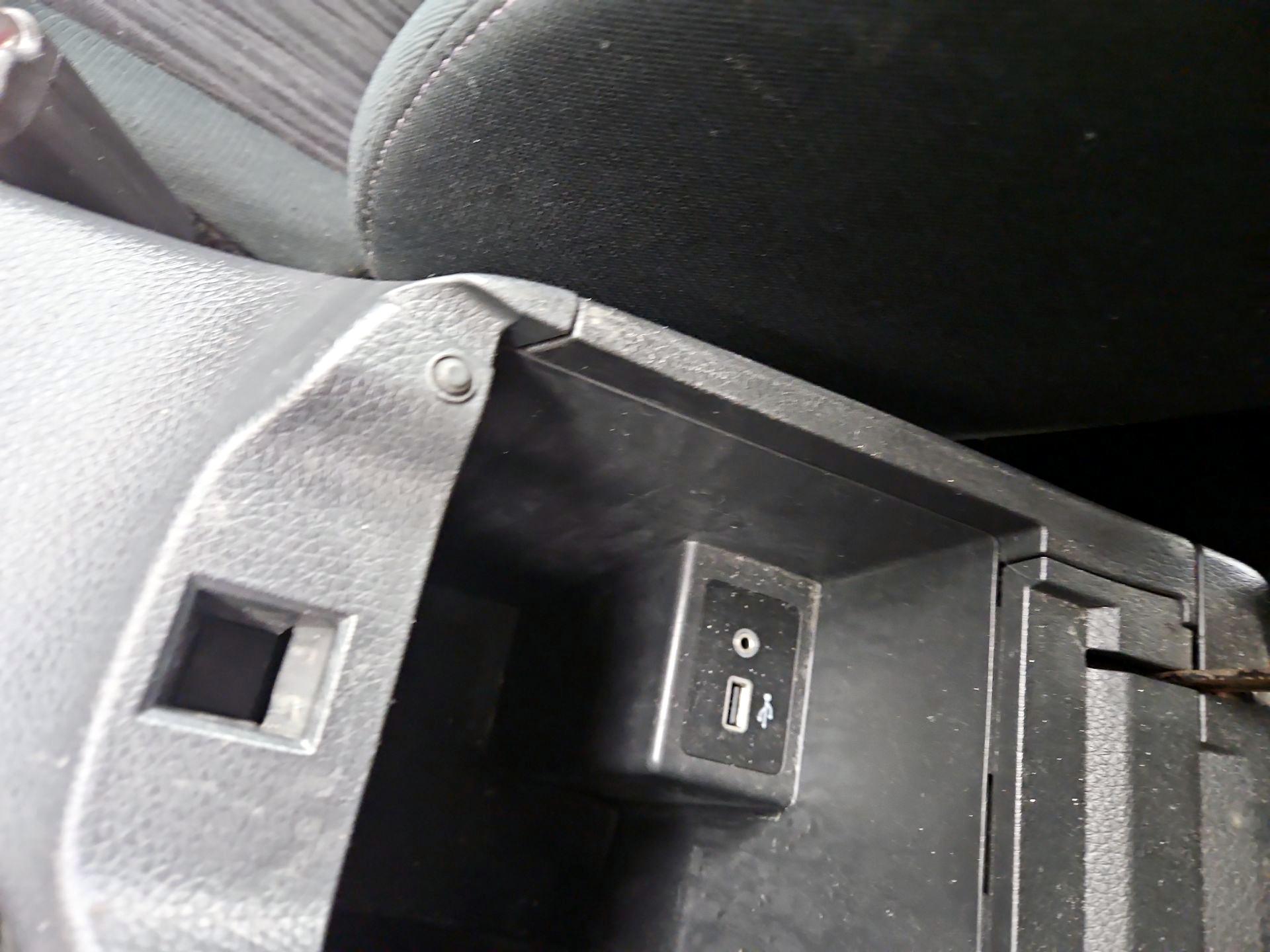 Thumbnail: 2019 Nissan Sentra - 18