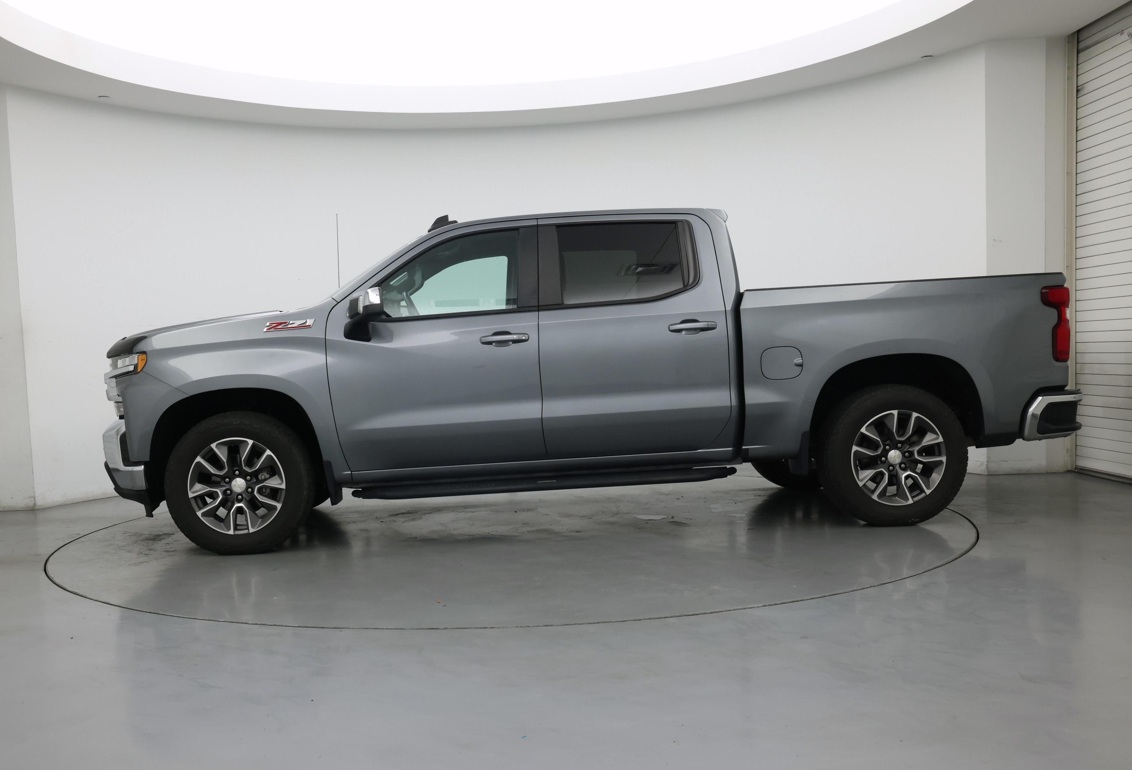 Thumbnail: 2020 Chevrolet Silverado 1500 - 3
