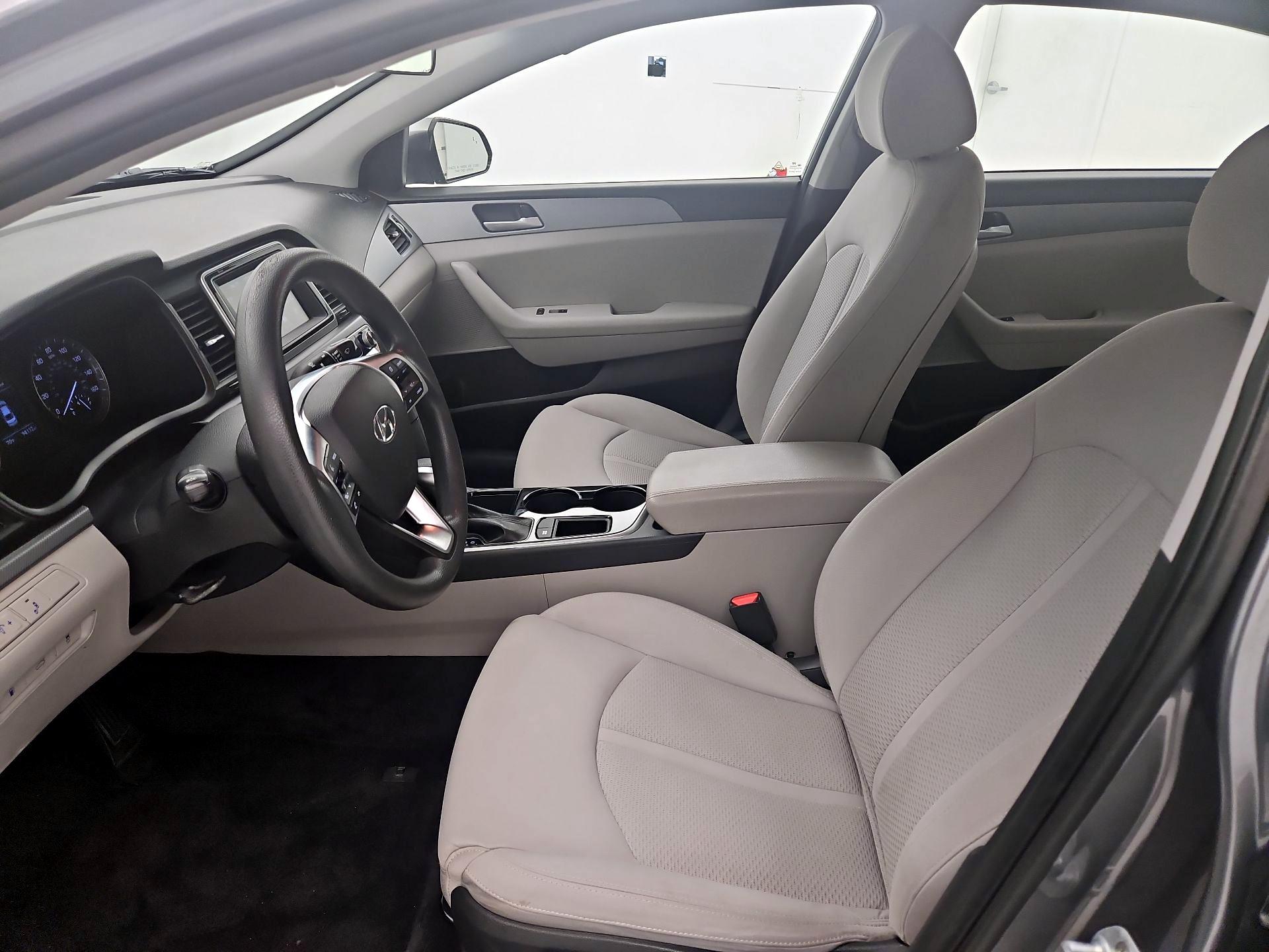 Thumbnail: 2019 Hyundai Sonata - 11