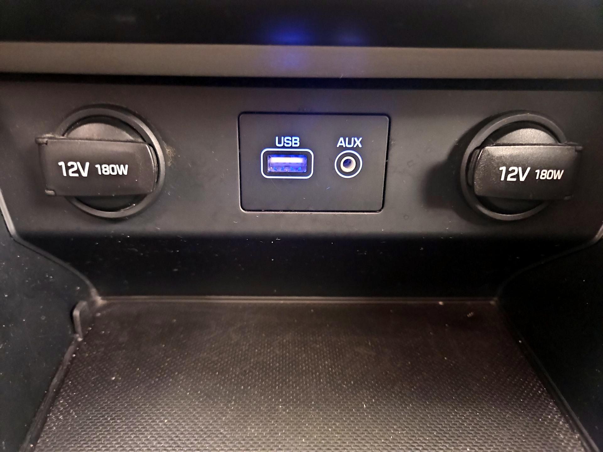 Thumbnail: 2019 Hyundai Sonata - 18