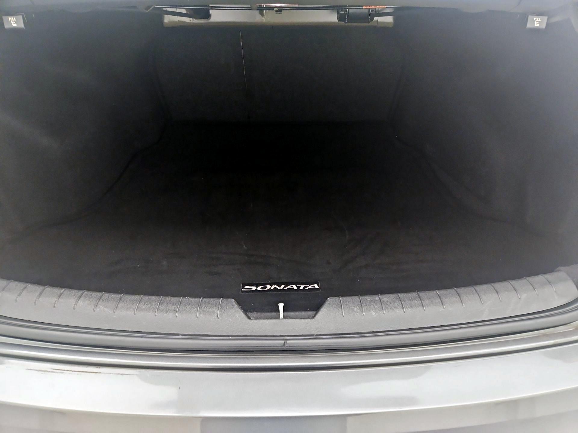 Thumbnail: 2019 Hyundai Sonata - 20