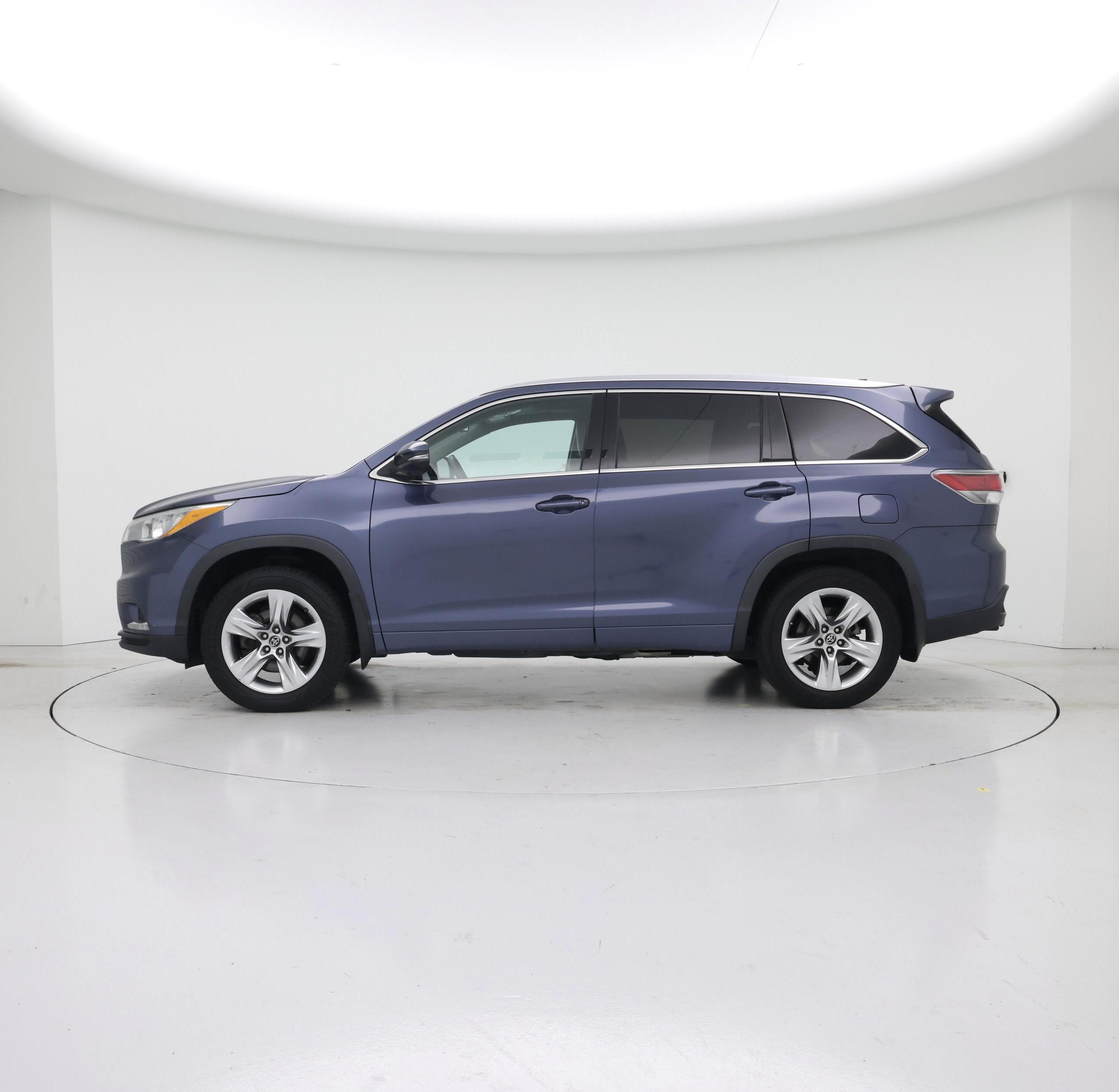 Thumbnail: 2016 Toyota Highlander - 3