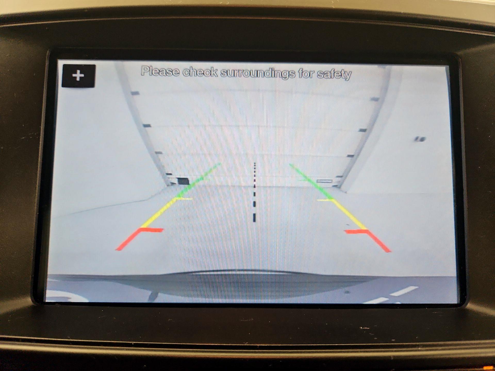 Thumbnail: 2019 Ford Explorer - 15