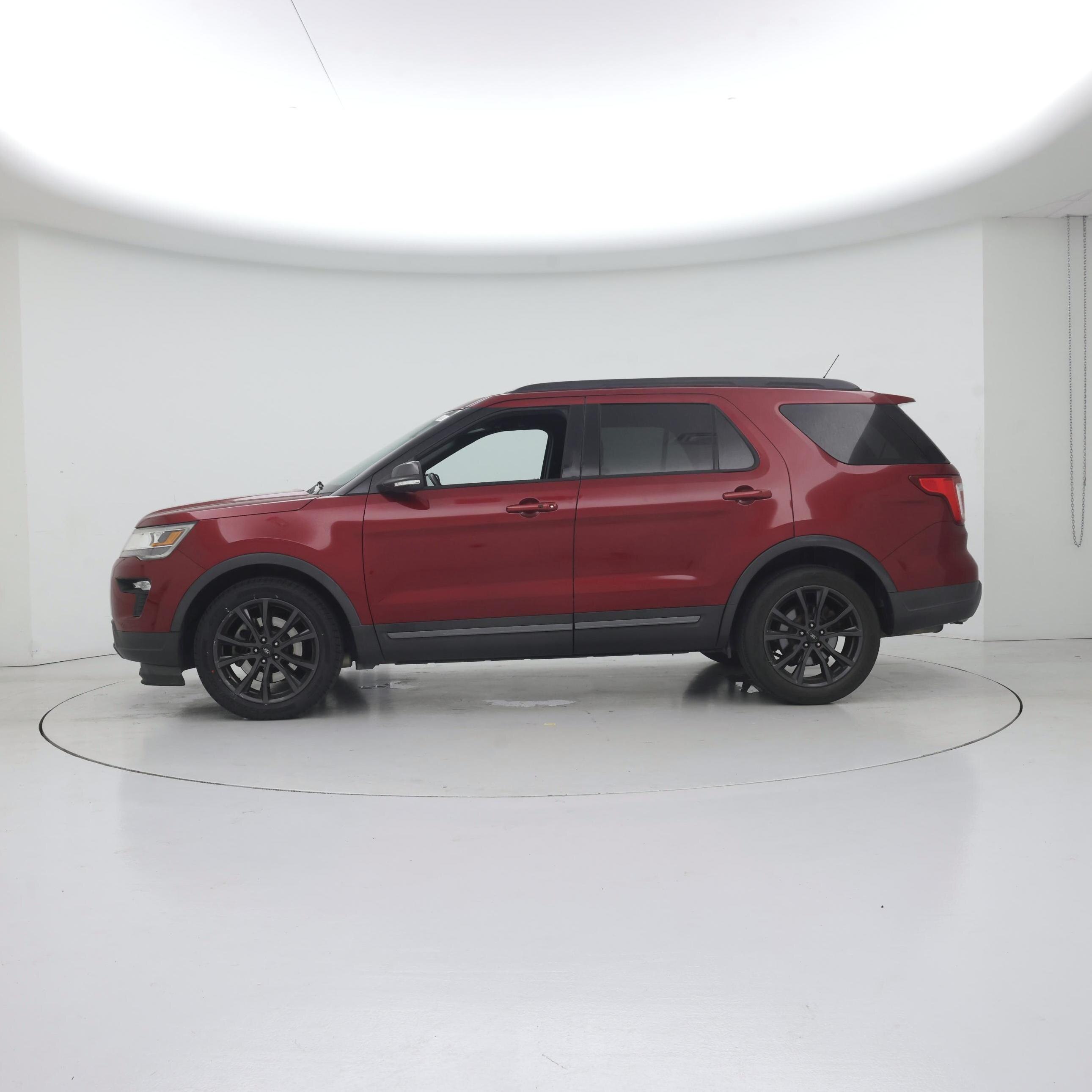 Thumbnail: 2019 Ford Explorer - 3