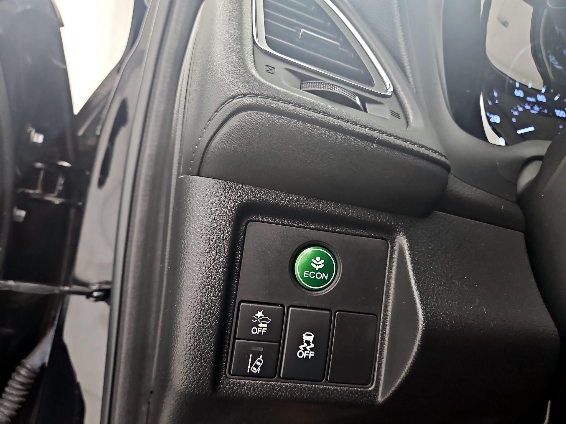 Thumbnail: 2019 Honda HR-V - 13