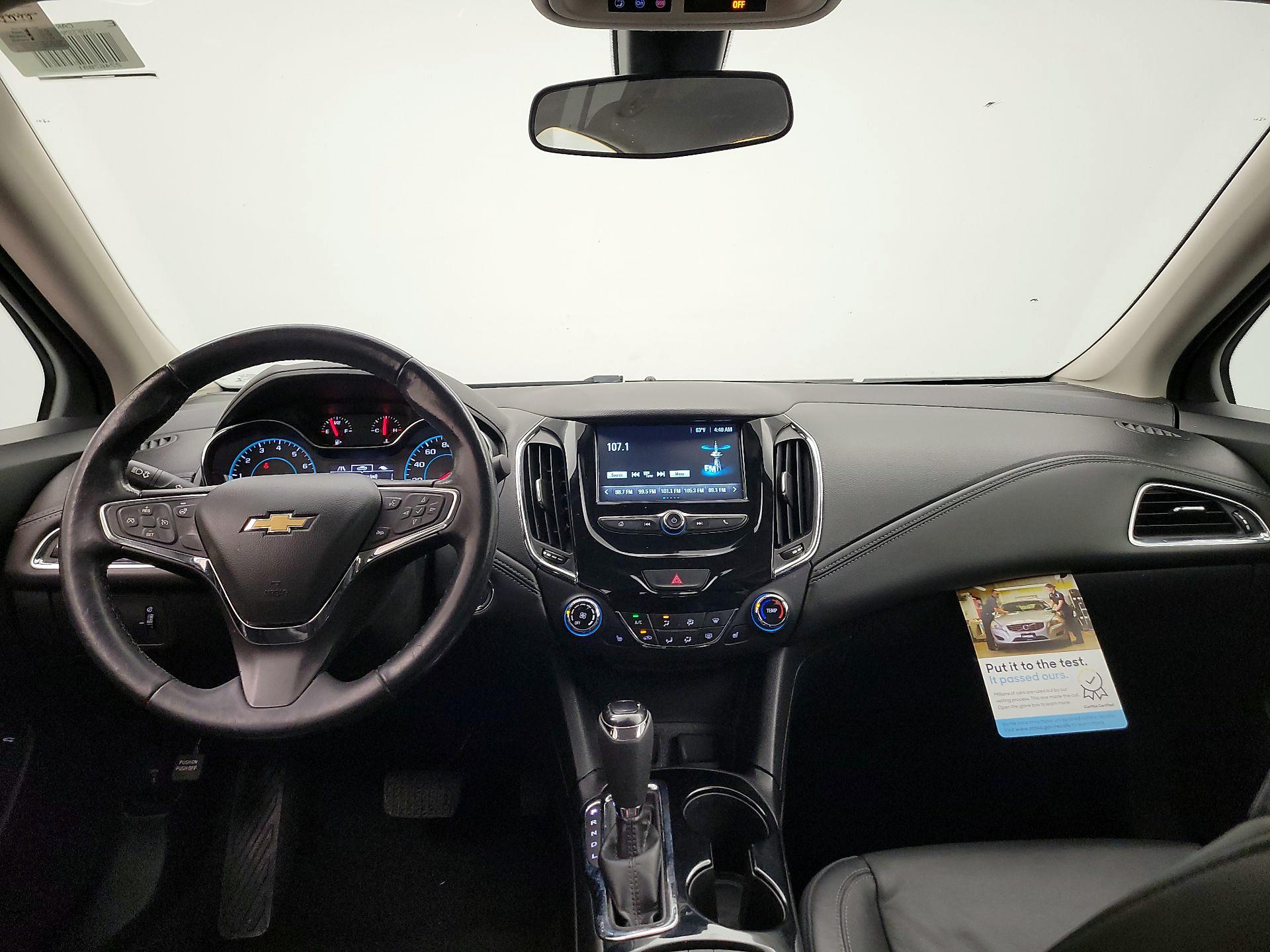 Thumbnail: 2017 Chevrolet Cruze - 9