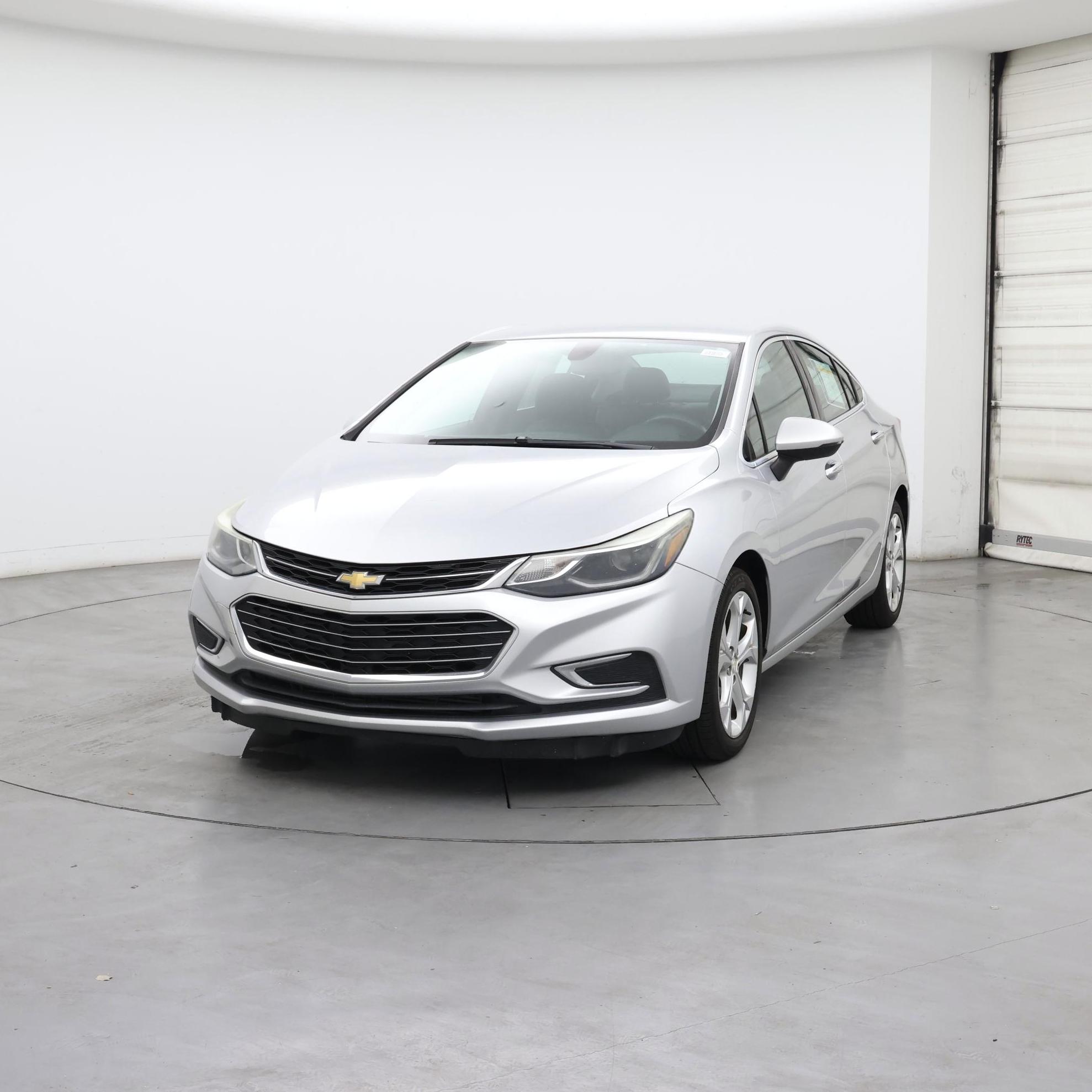 Thumbnail: 2017 Chevrolet Cruze - 4