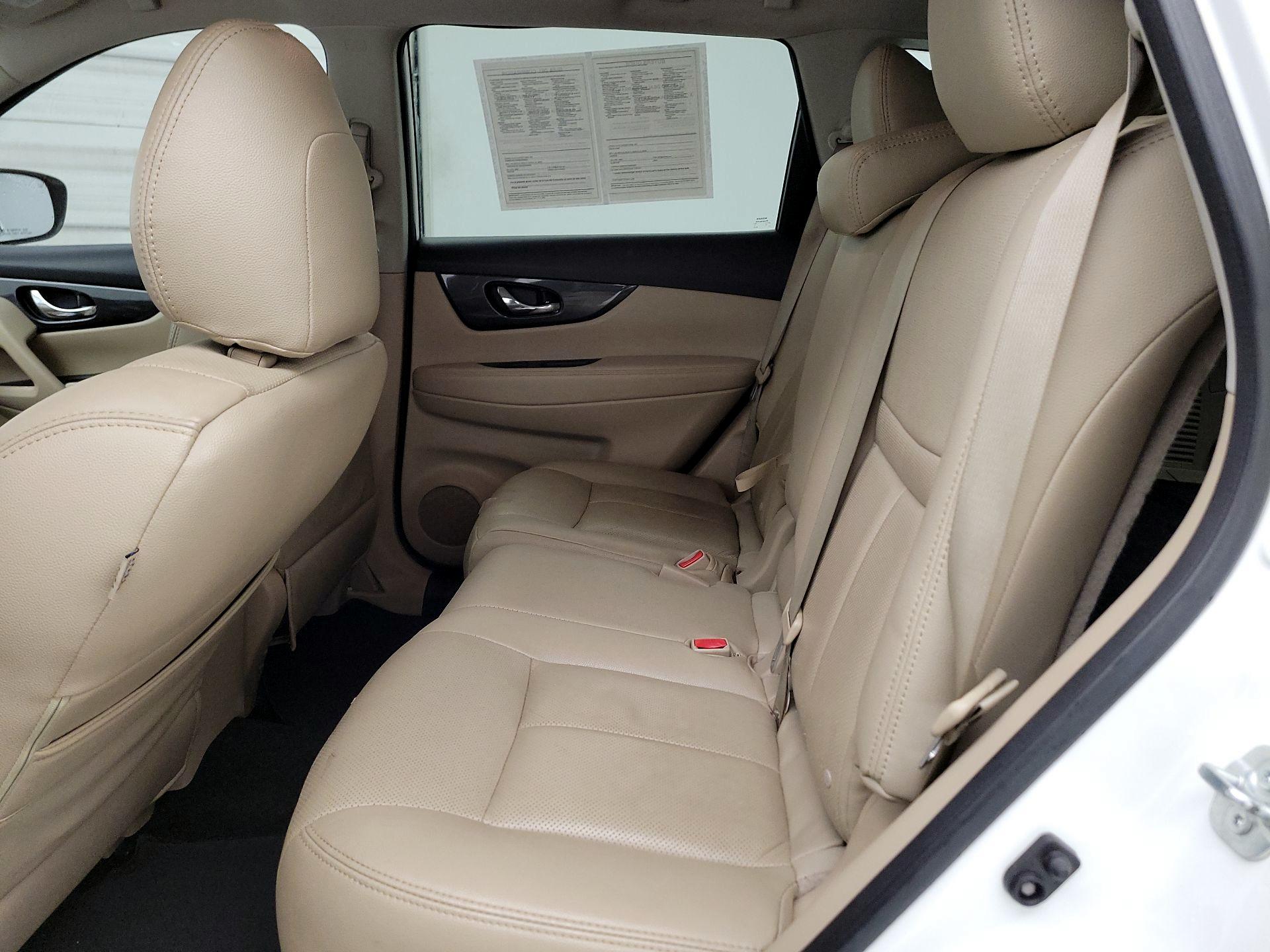 Thumbnail: 2017 Nissan Rogue - 19