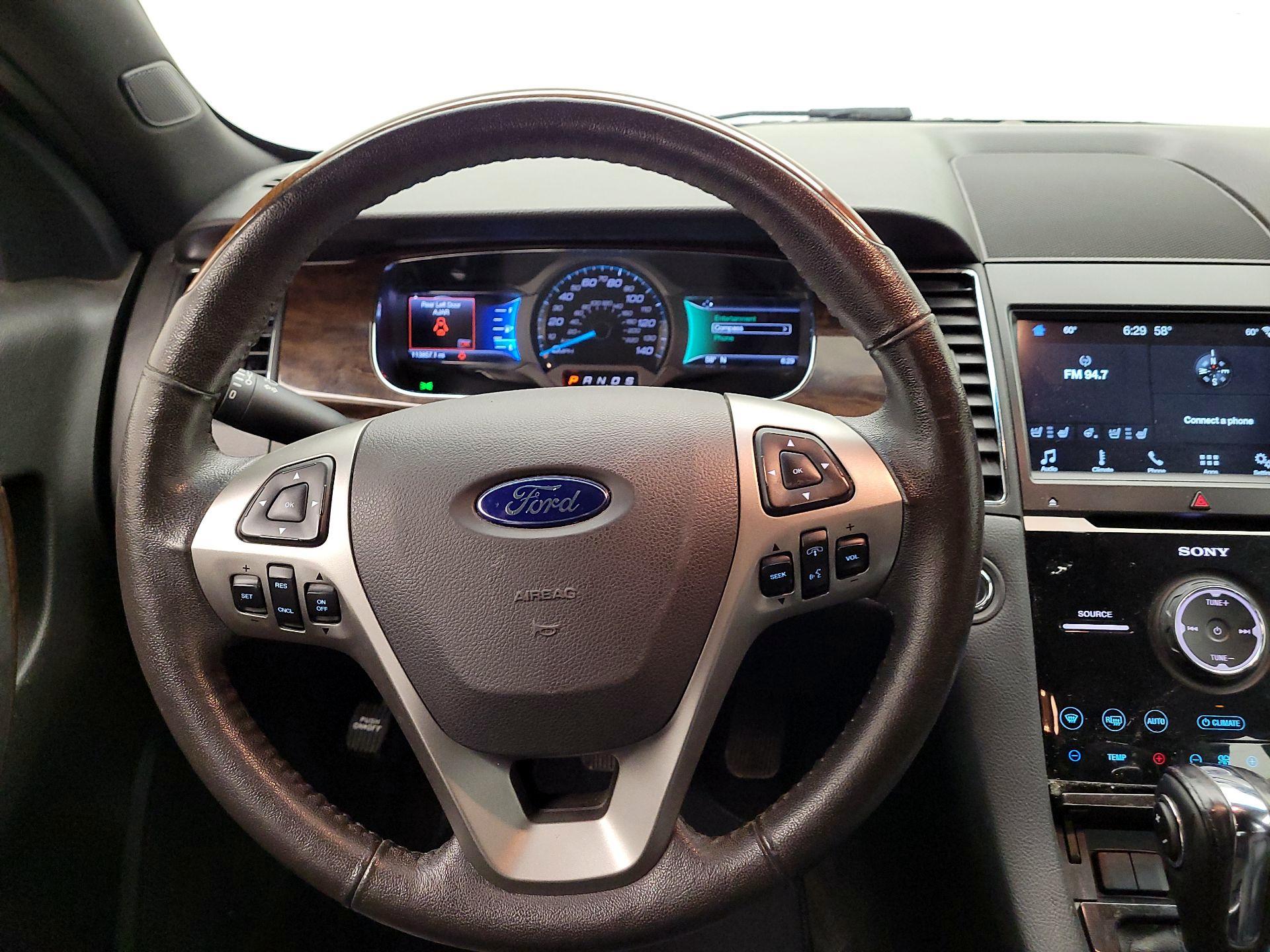 Thumbnail: 2017 Ford Taurus - 10