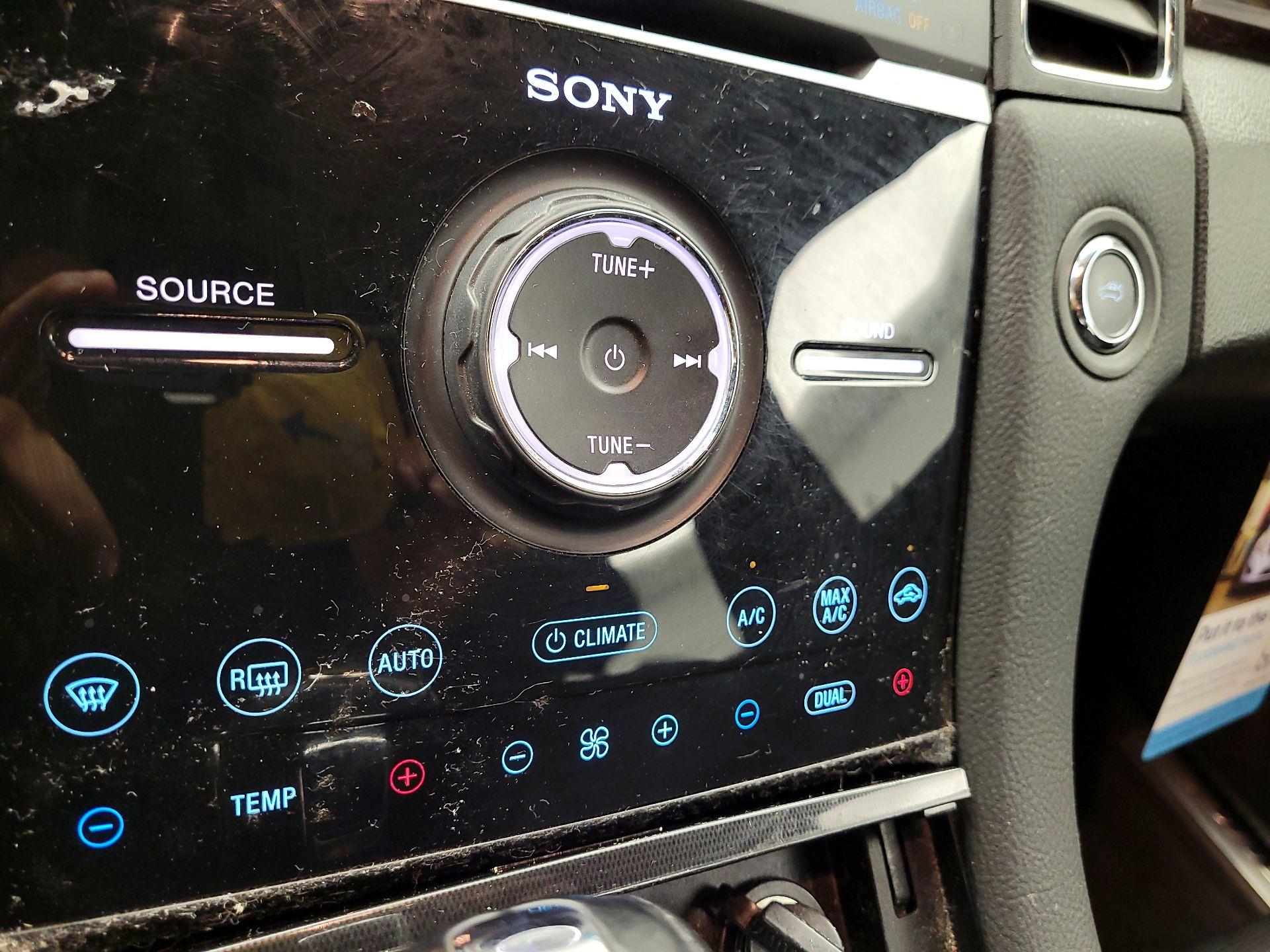 Thumbnail: 2017 Ford Taurus - 14