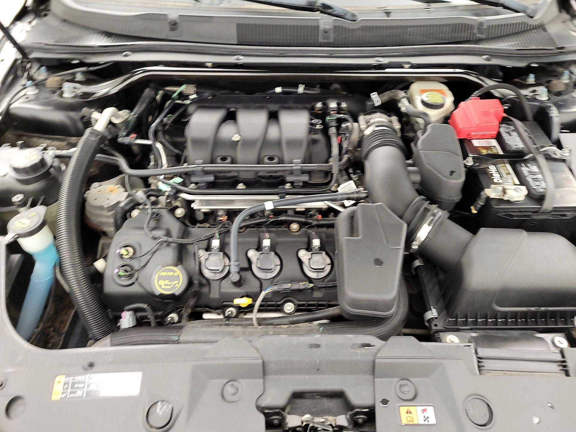 Thumbnail: 2017 Ford Taurus - 17