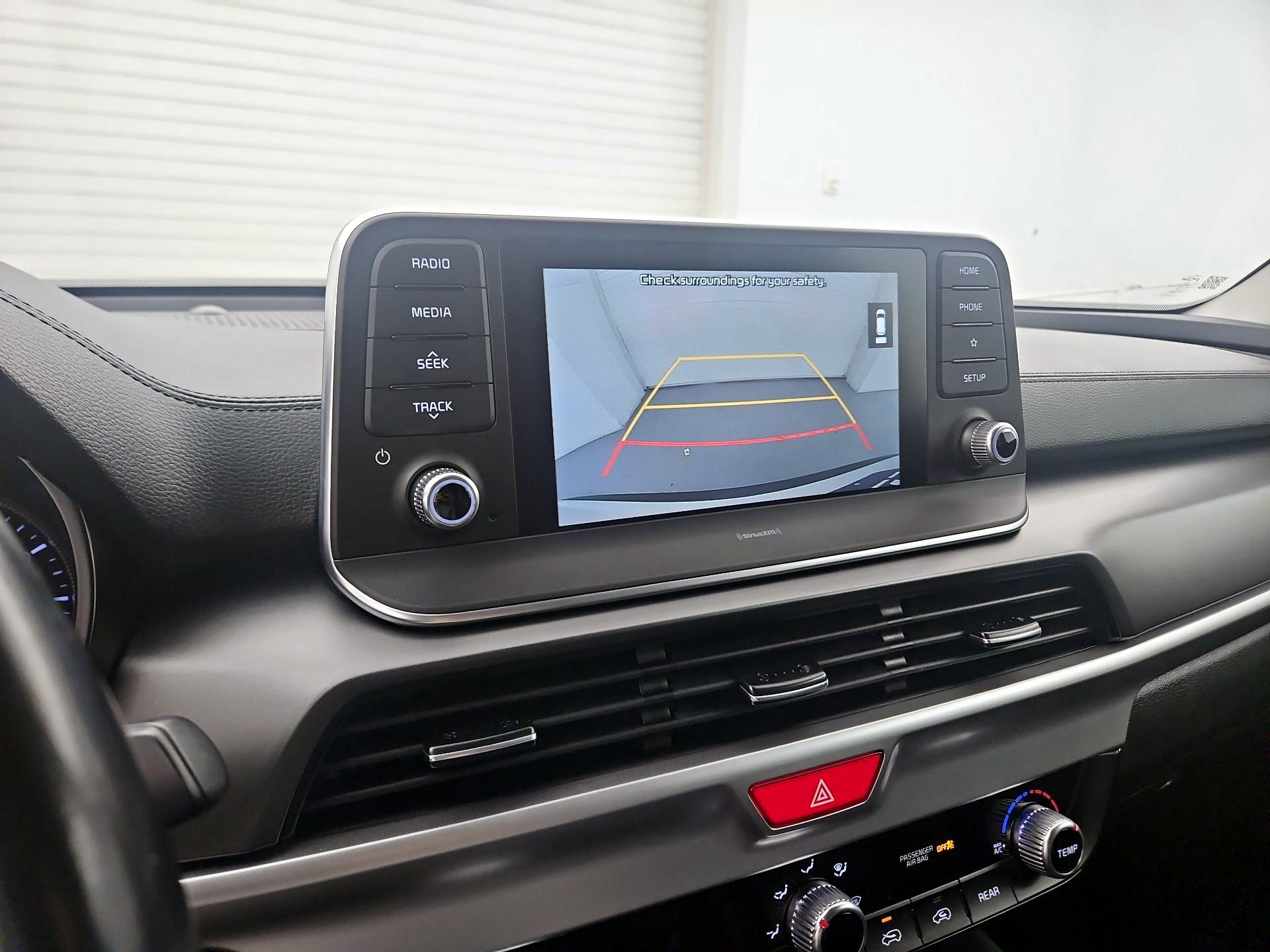 Thumbnail: 2021 Kia Telluride - 14