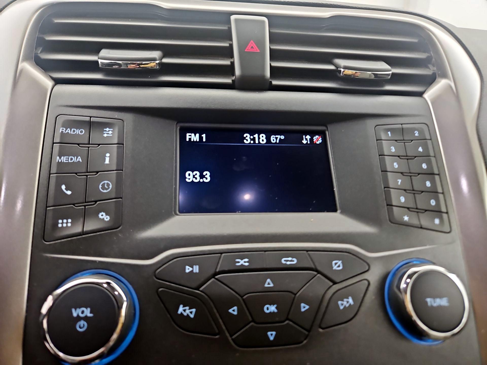 Thumbnail: 2020 Ford Fusion - 15