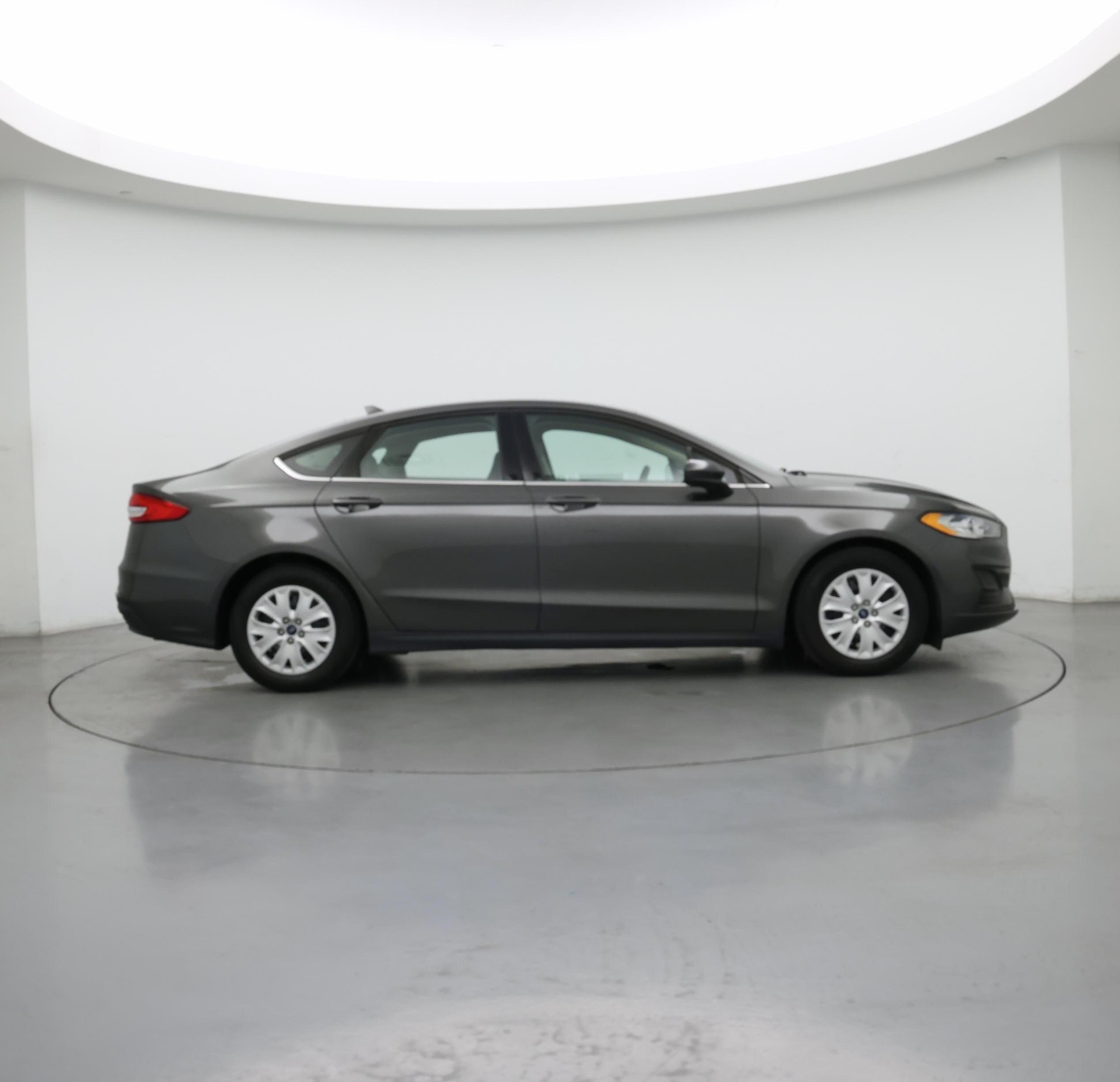 Thumbnail: 2020 Ford Fusion - 7