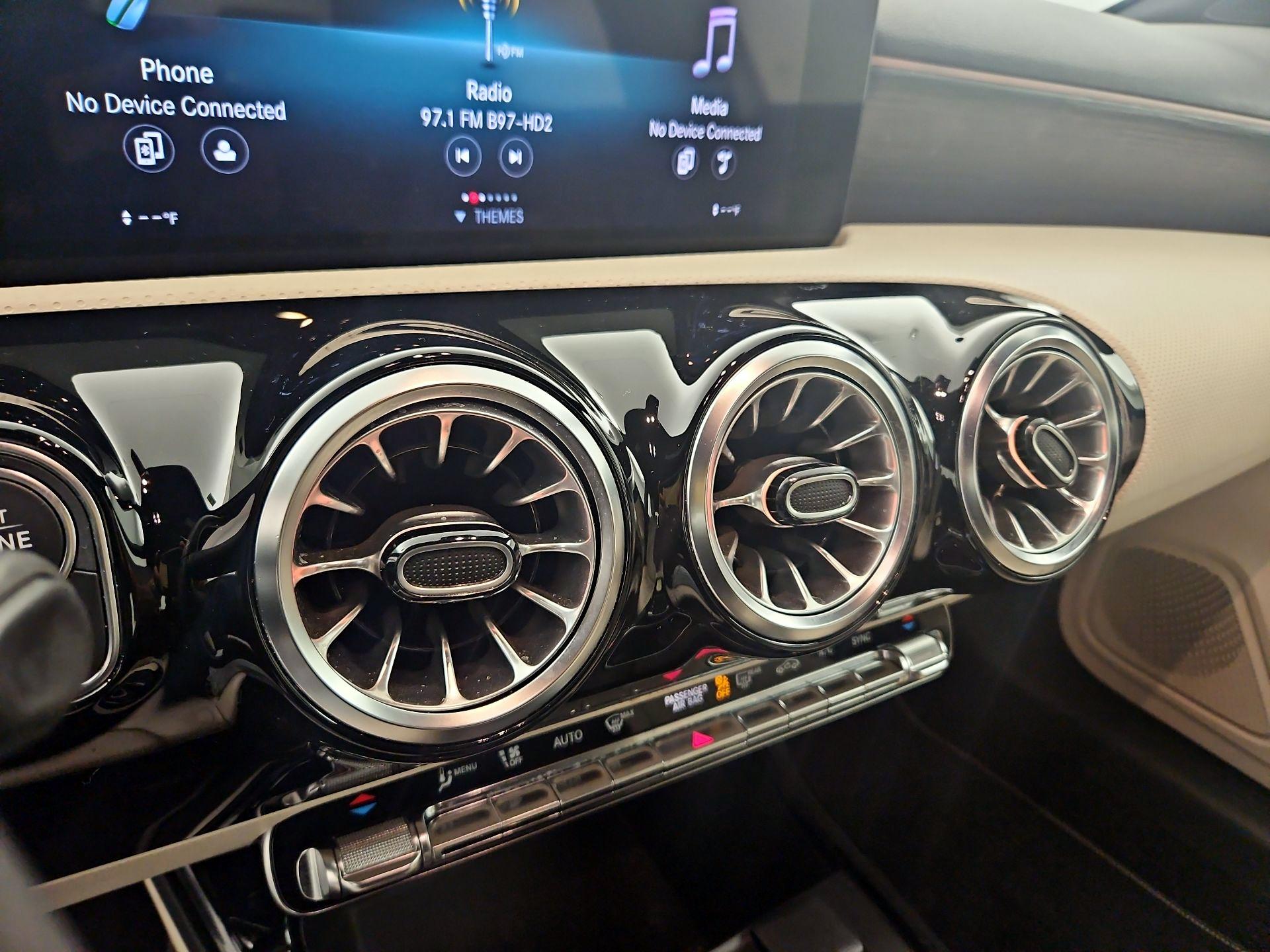 Thumbnail: 2022 Mercedes-Benz A-Class - 14