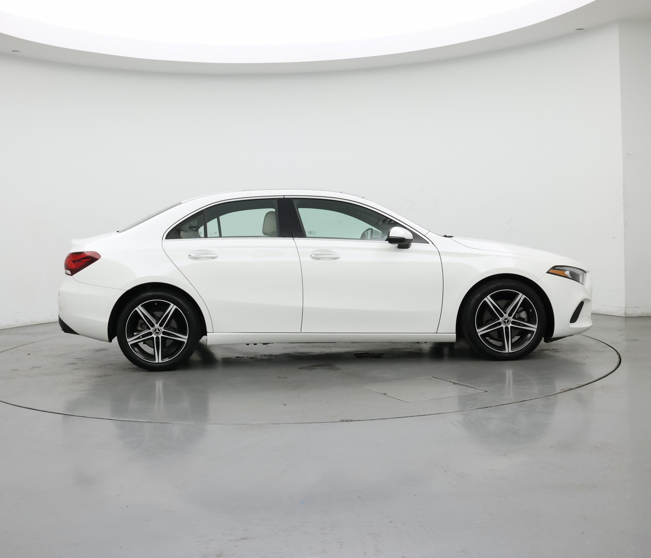 Thumbnail: 2022 Mercedes-Benz A-Class - 7