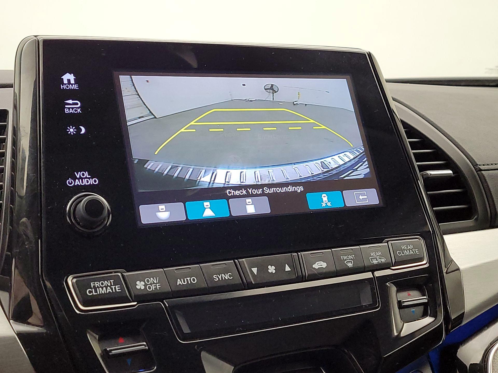 Thumbnail: 2018 Honda Odyssey - 14