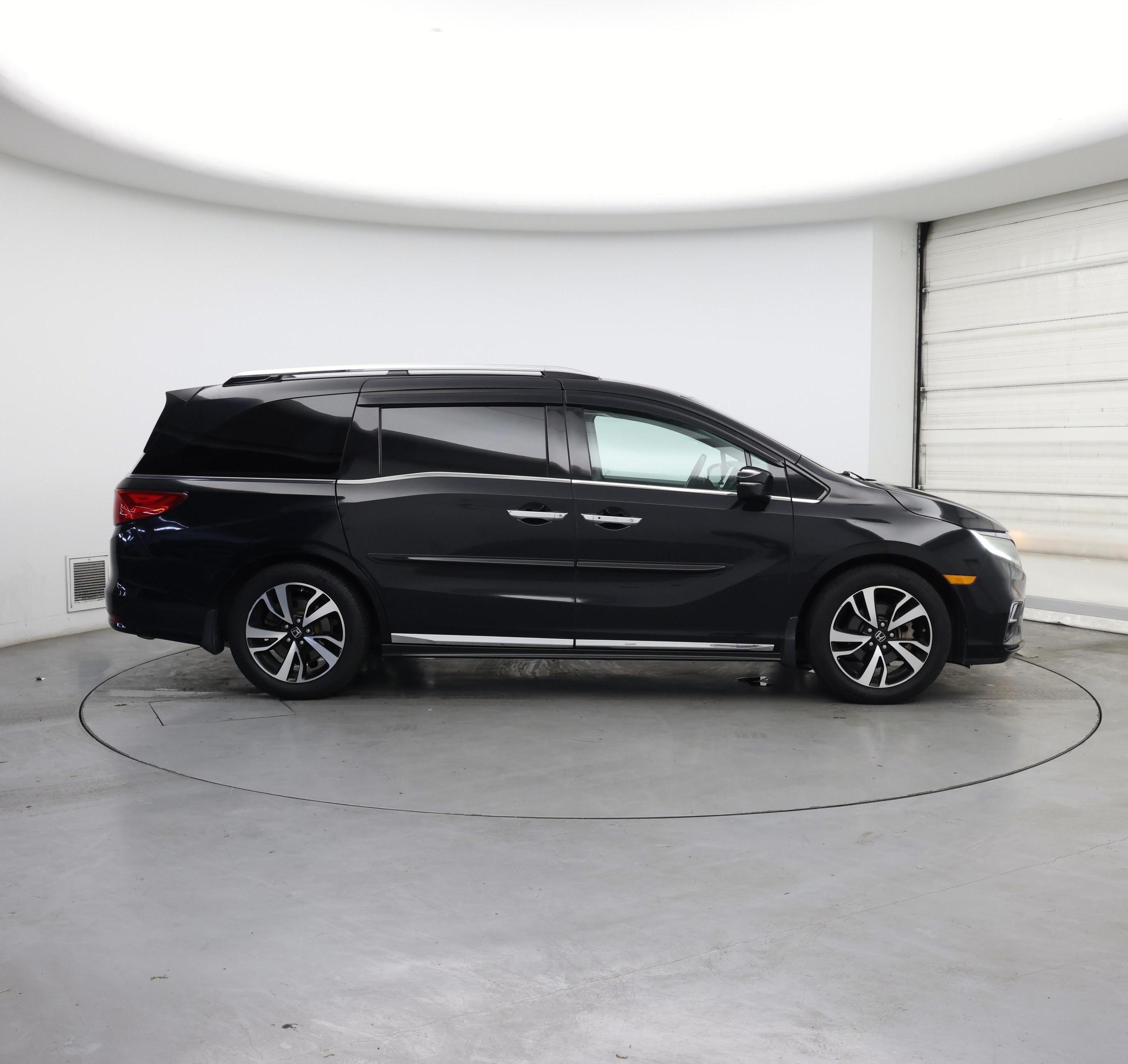 Thumbnail: 2018 Honda Odyssey - 7