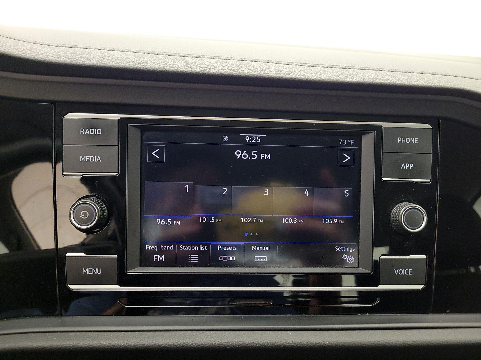 Thumbnail: 2021 Volkswagen Jetta - 13