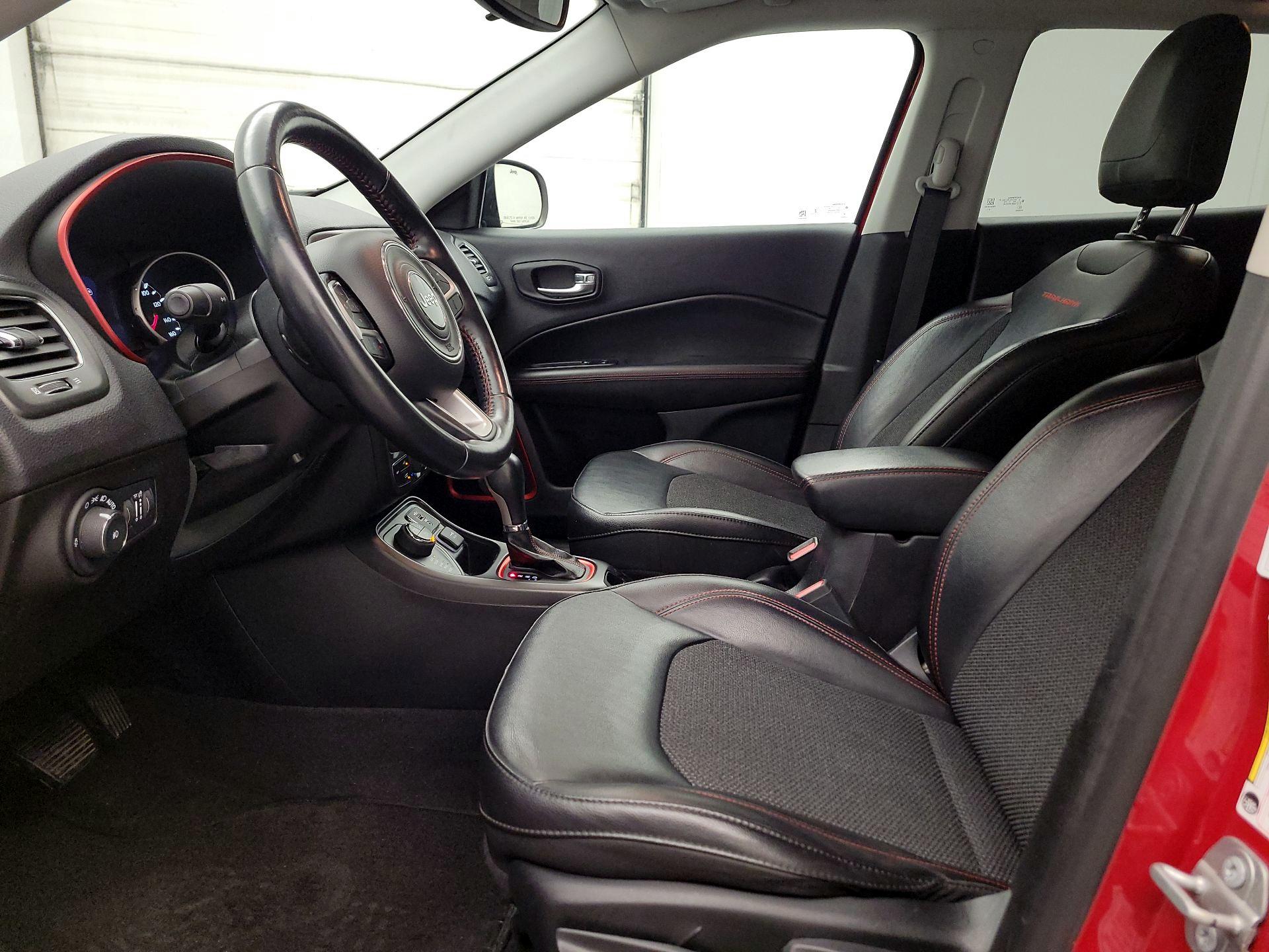 Thumbnail: 2020 Jeep Compass - 11