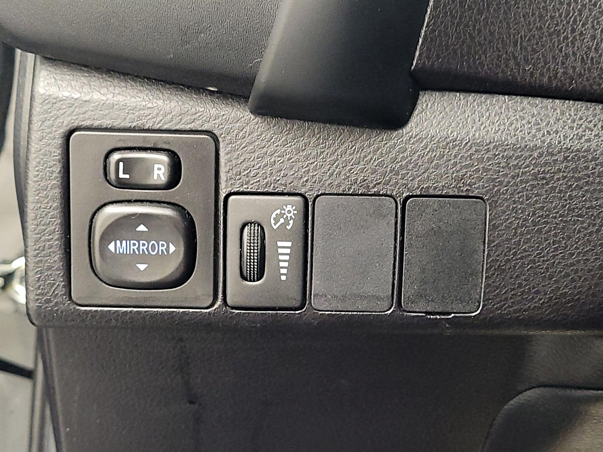 Thumbnail: 2019 Toyota Corolla - 13