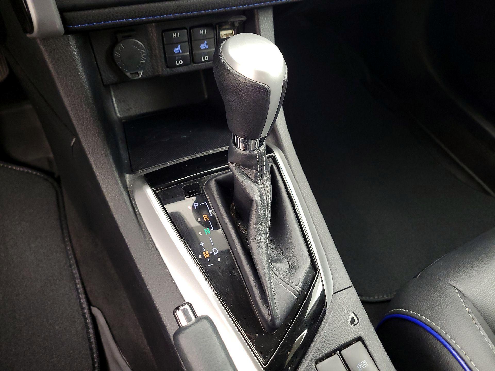 Thumbnail: 2019 Toyota Corolla - 17