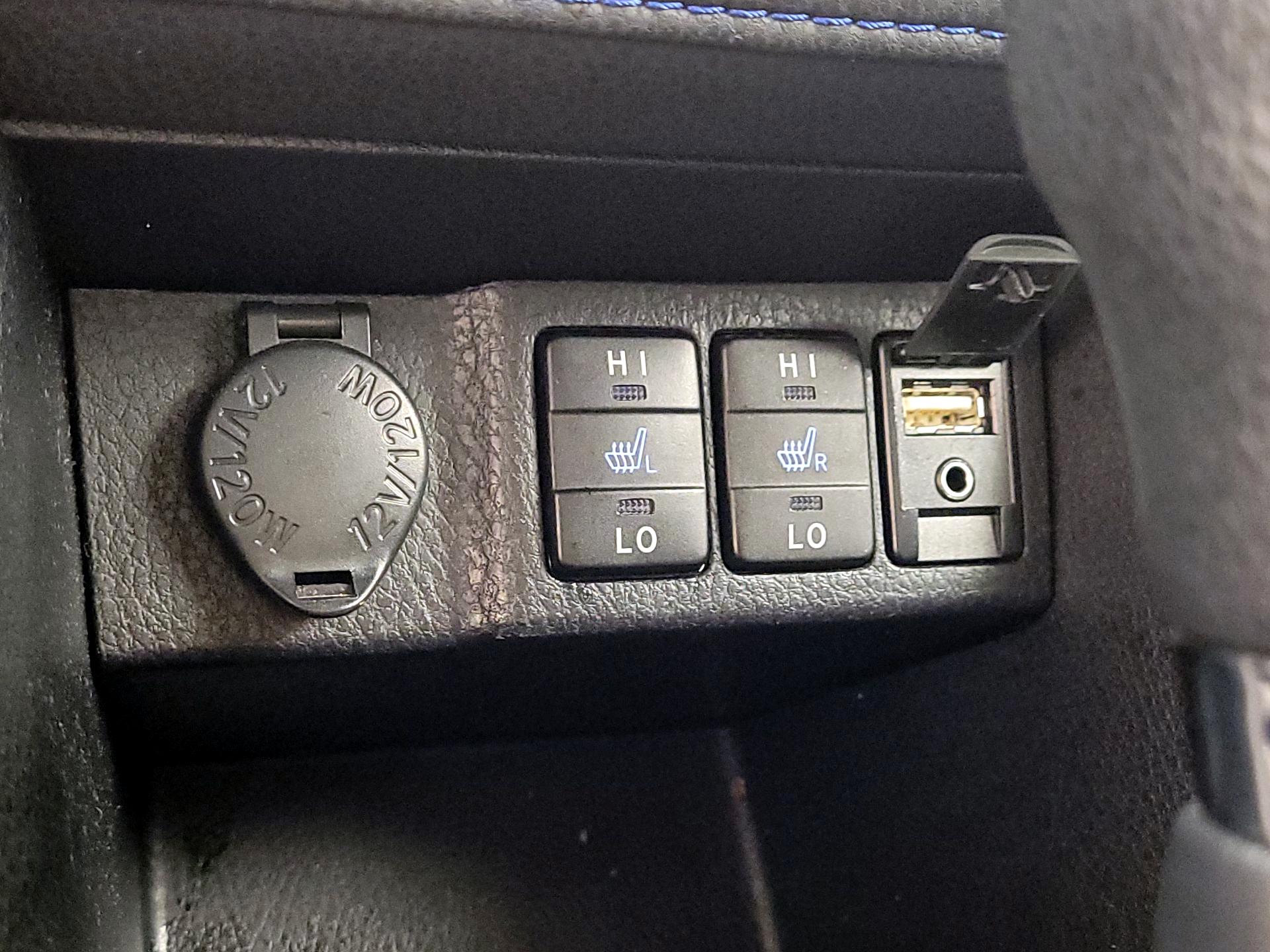 Thumbnail: 2019 Toyota Corolla - 18