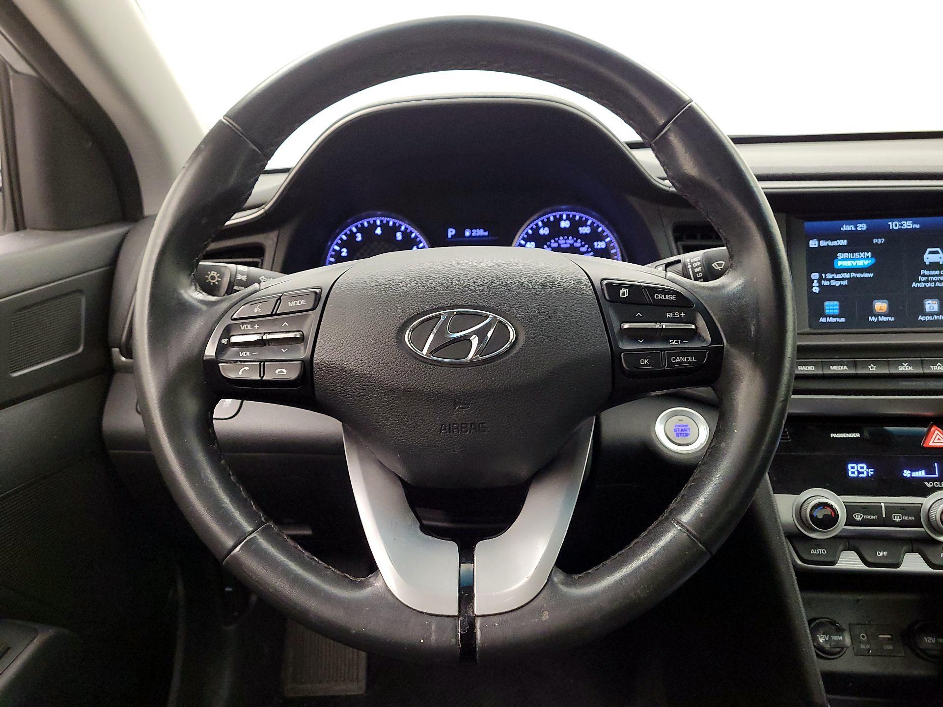 Thumbnail: 2020 Hyundai Elantra - 10