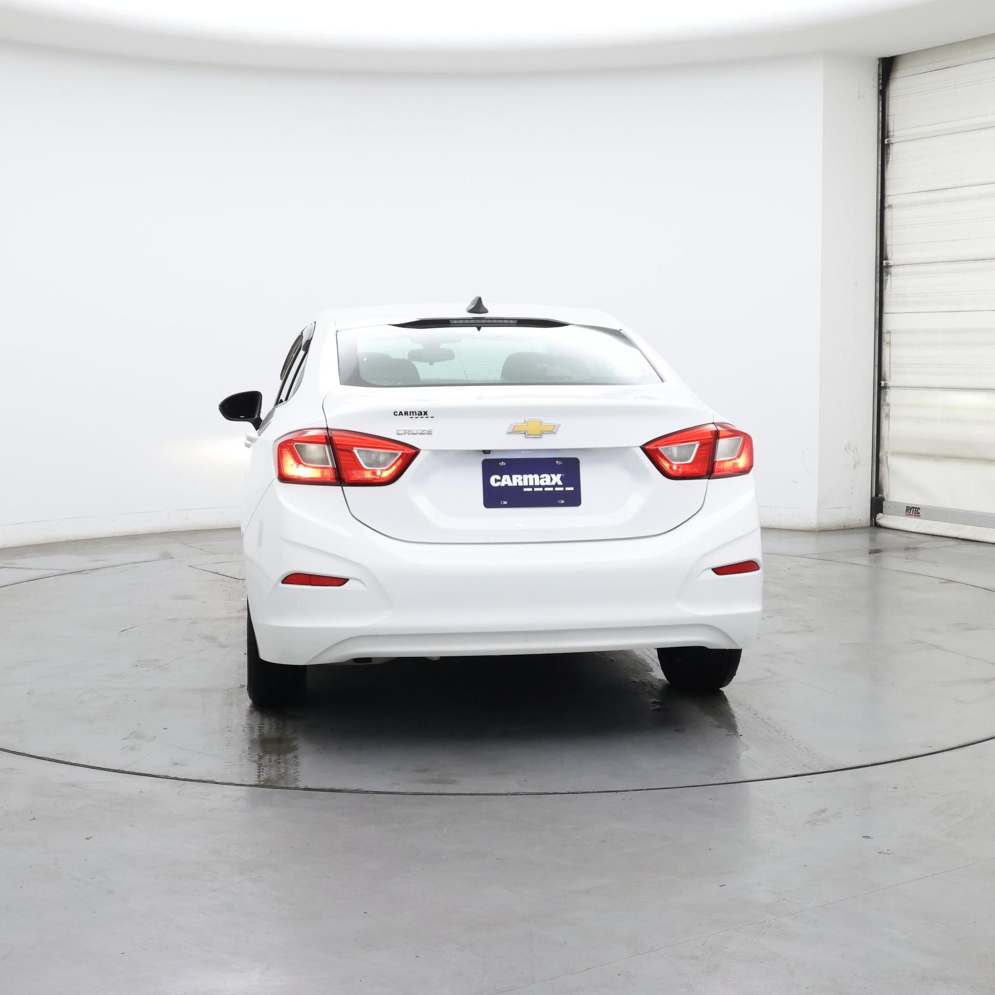 Thumbnail: 2018 Chevrolet Cruze - 6