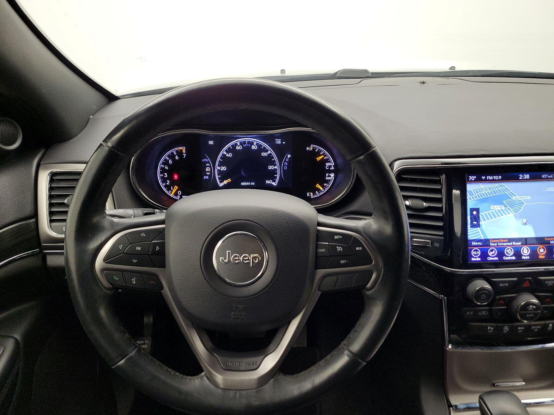 Thumbnail: 2019 Jeep Grand Cherokee - 10