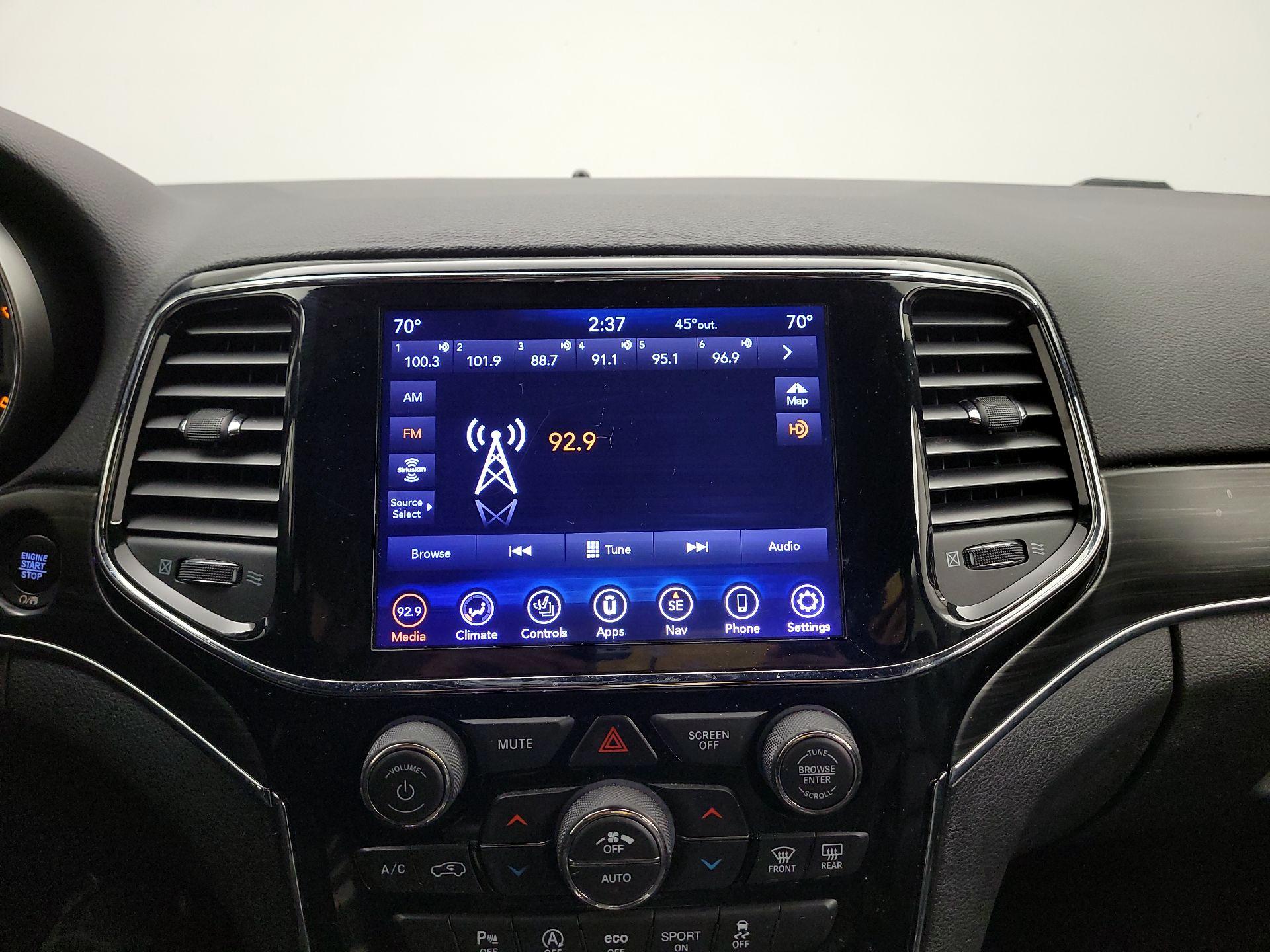 Thumbnail: 2019 Jeep Grand Cherokee - 16