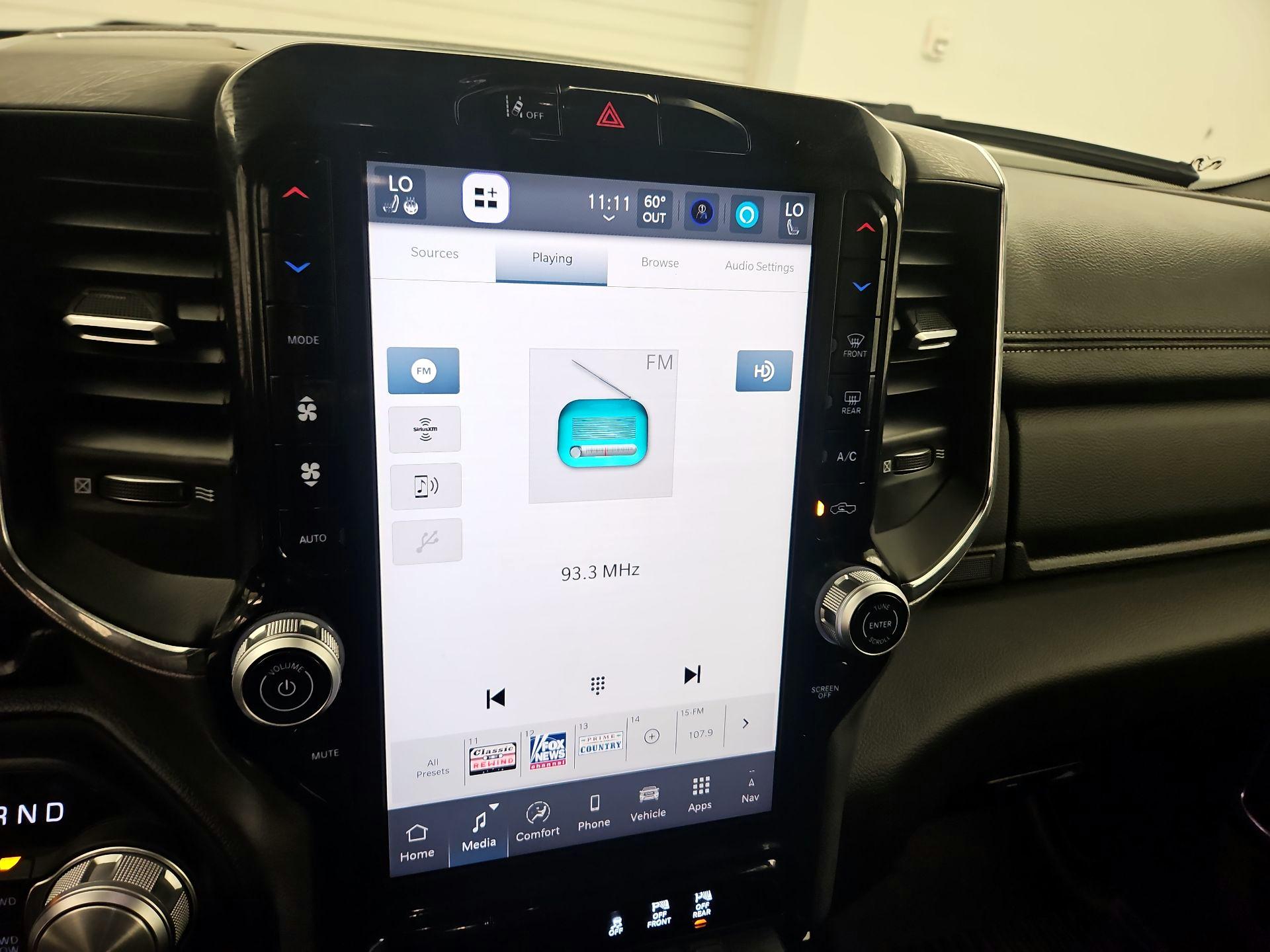 Thumbnail: 2025 RAM 1500 - 15