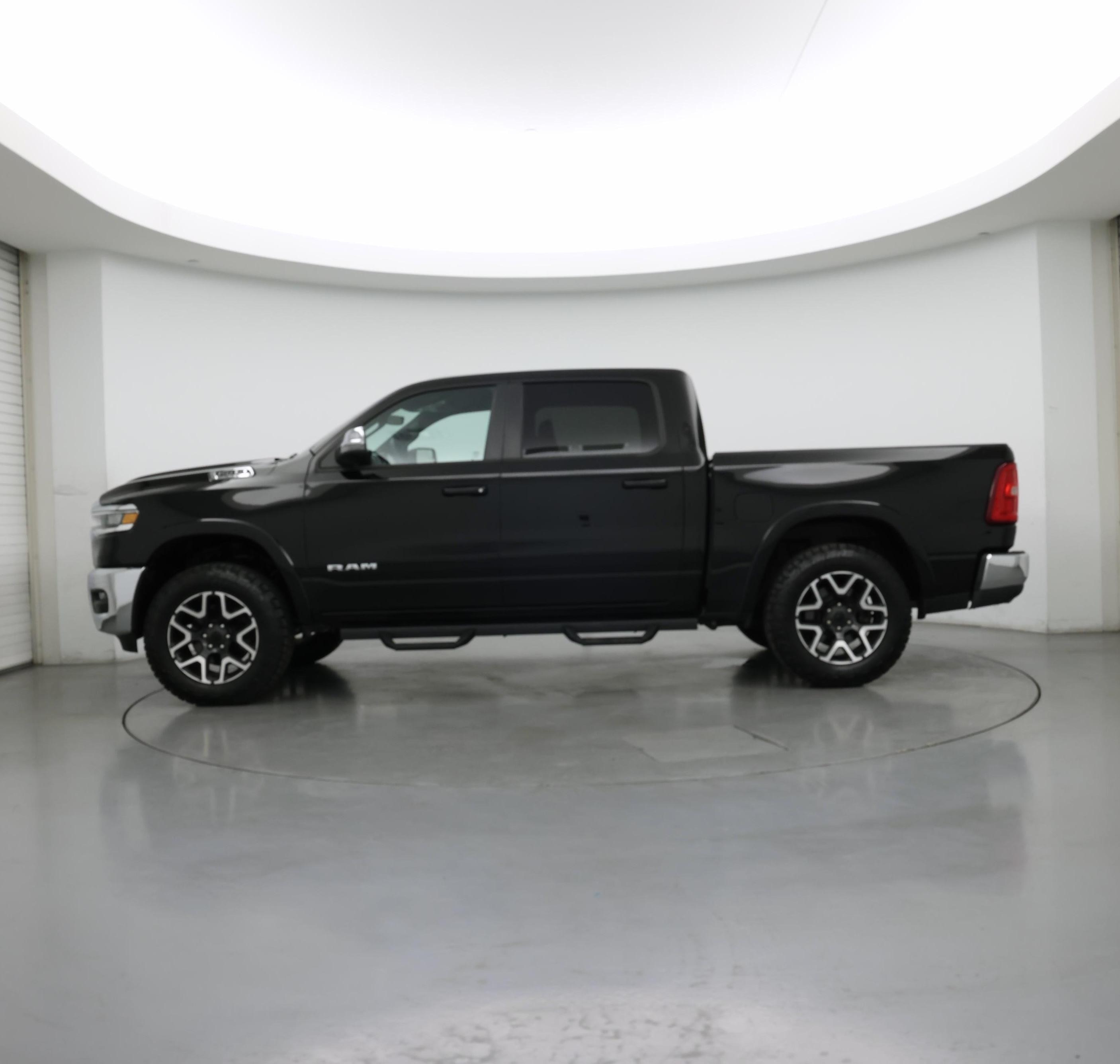 Thumbnail: 2025 RAM 1500 - 3