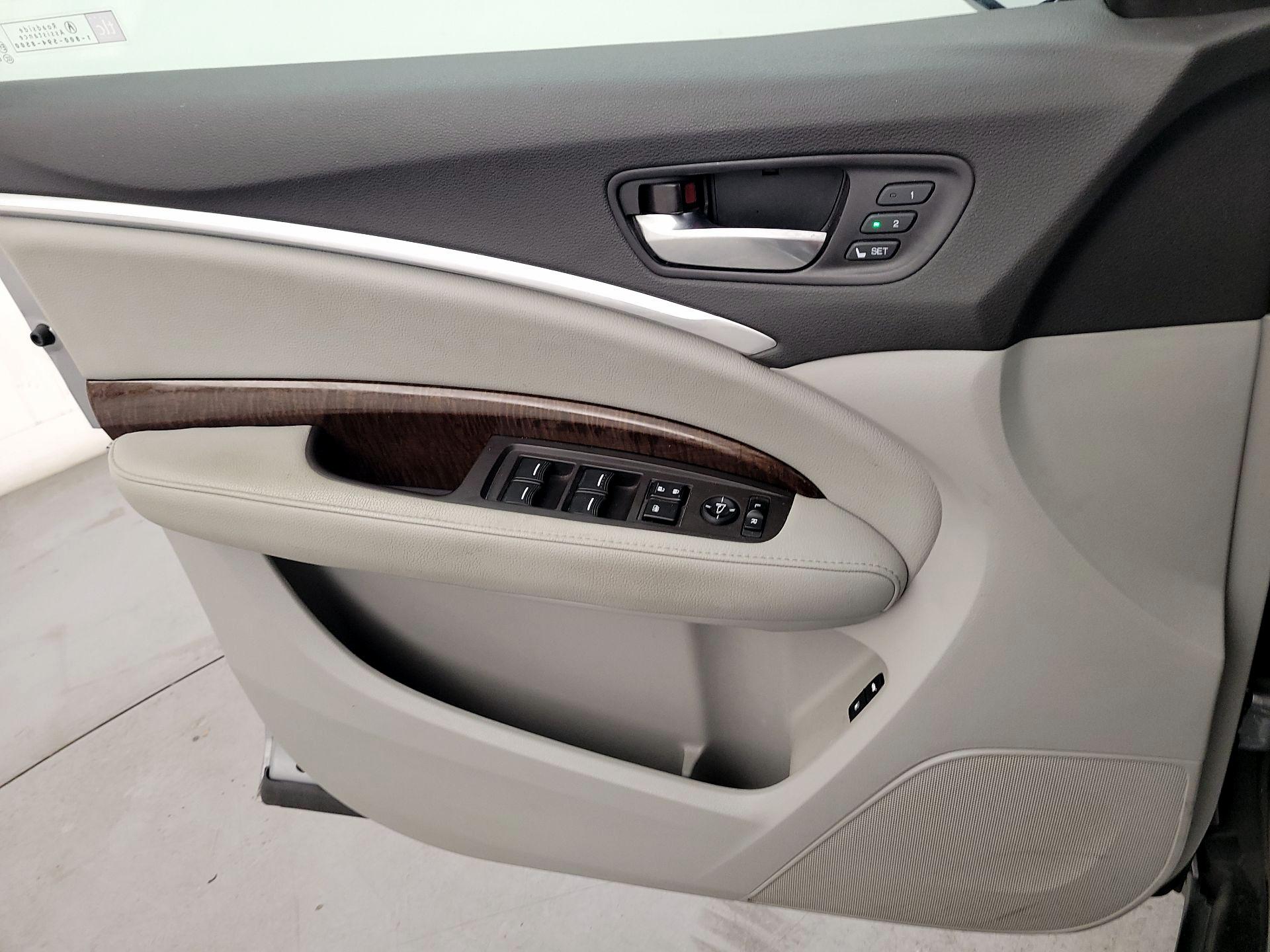 Thumbnail: 2020 Acura MDX - 12