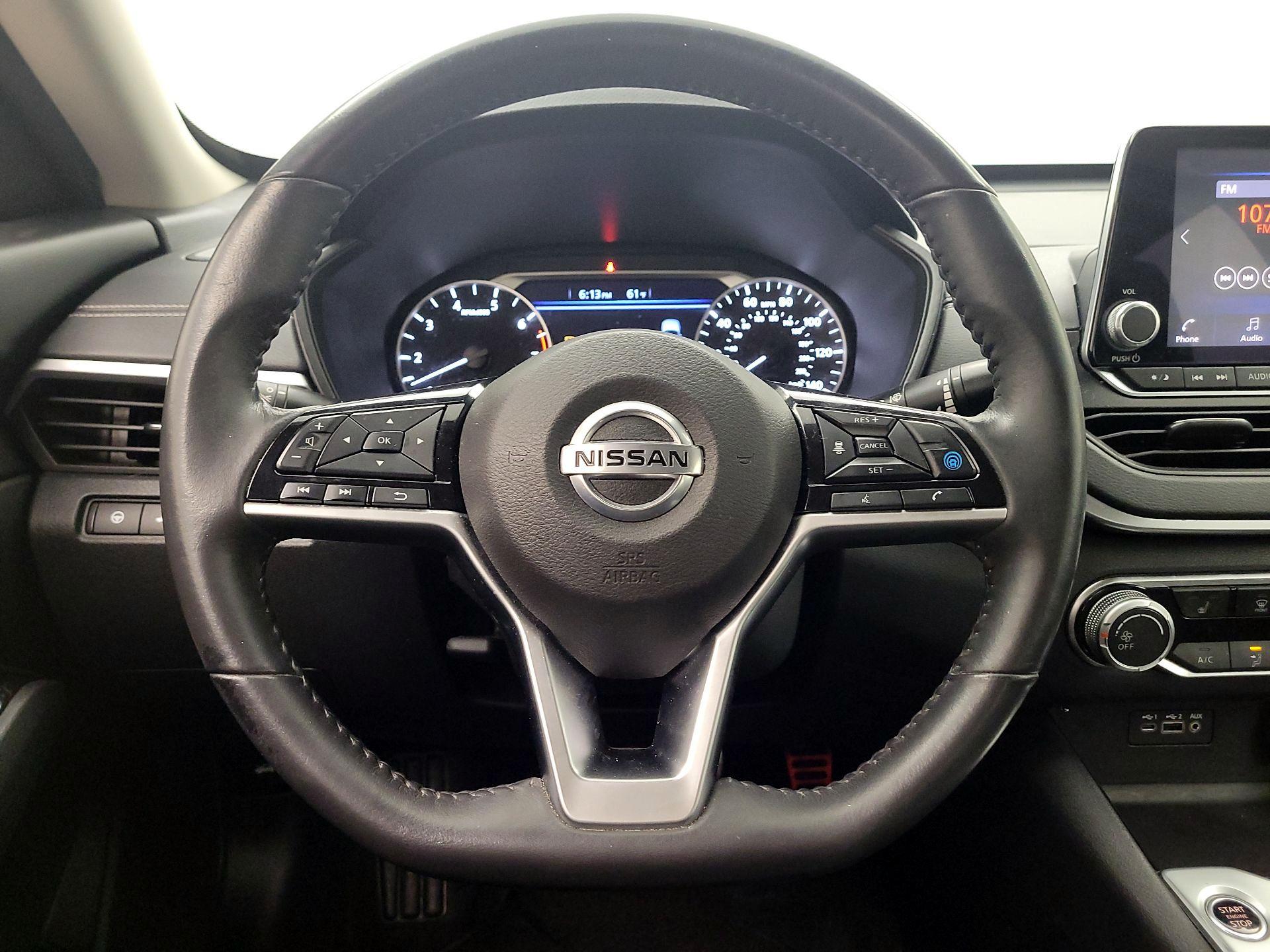 Thumbnail: 2022 Nissan Altima - 10