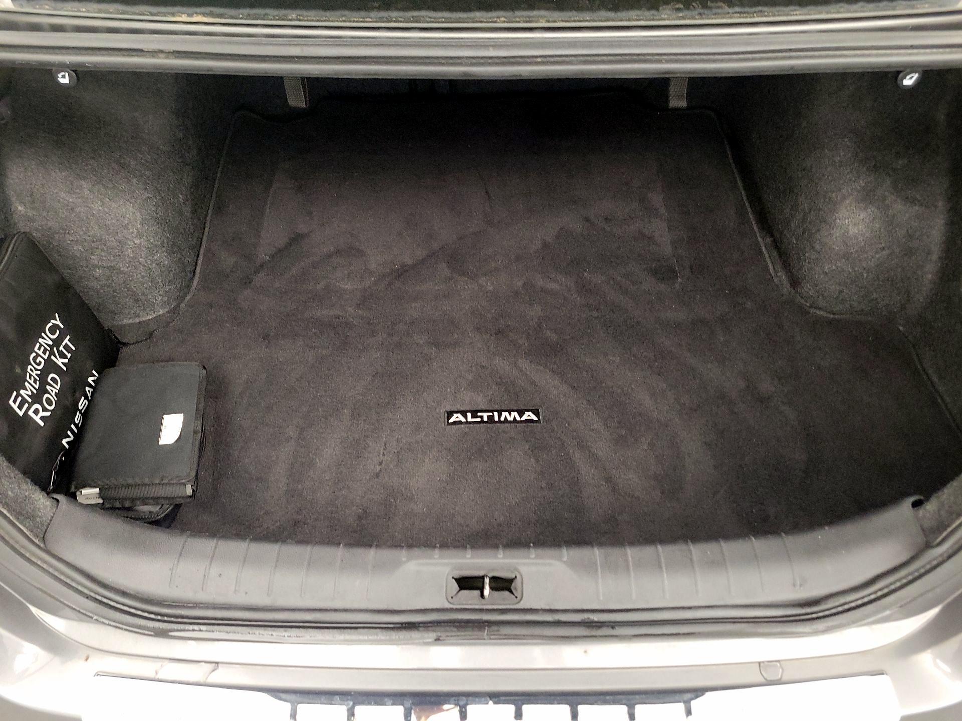 Thumbnail: 2022 Nissan Altima - 20