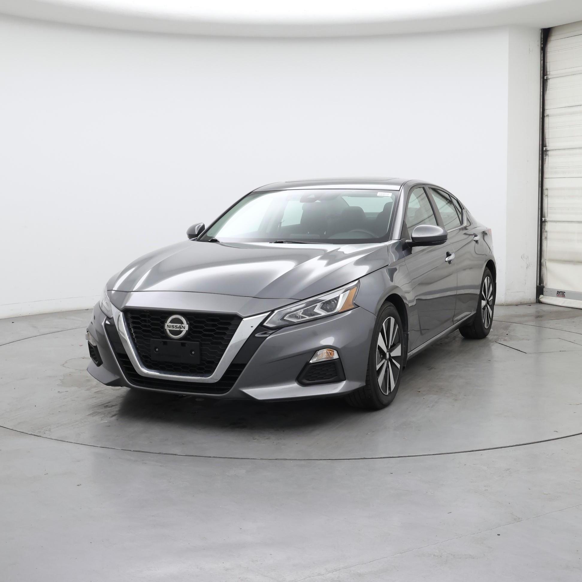 Thumbnail: 2022 Nissan Altima - 4