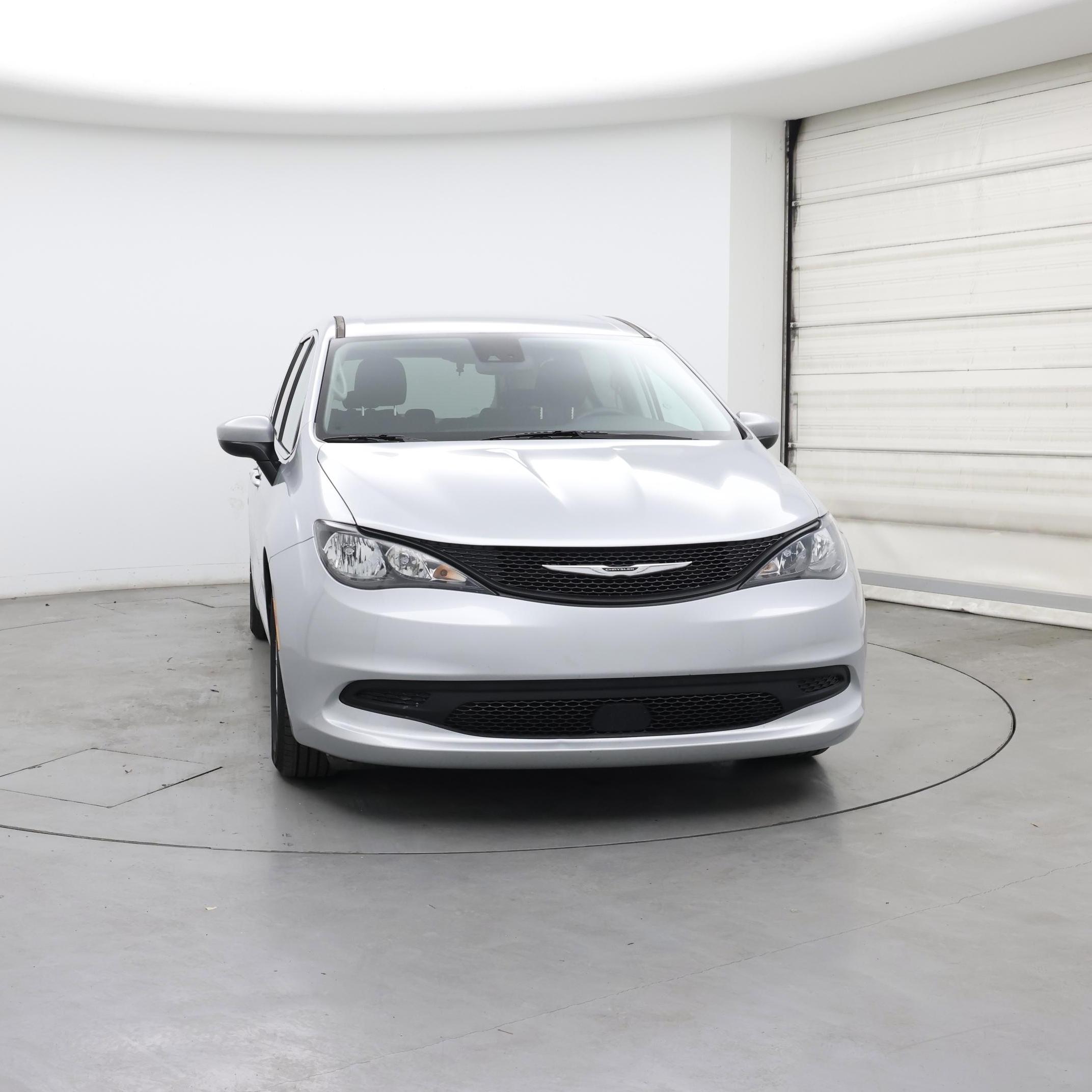 Thumbnail: 2023 Chrysler Voyager - 5