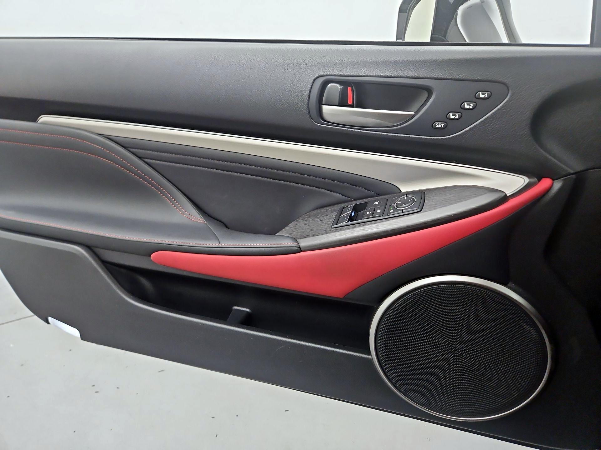 Thumbnail: 2022 Lexus RC - 12