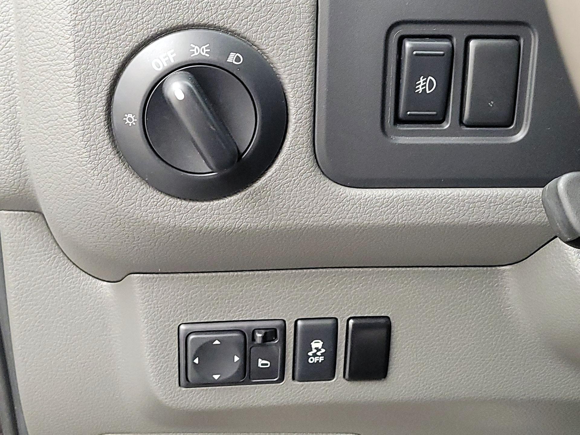 Thumbnail: 2016 Nissan NV - 13