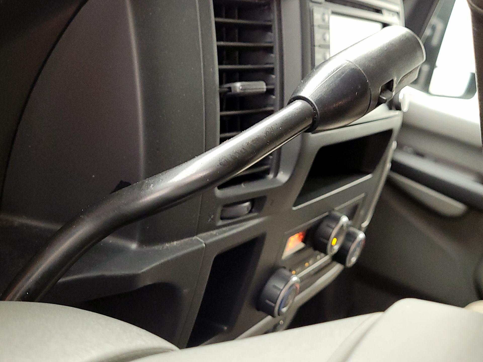 Thumbnail: 2016 Nissan NV - 17